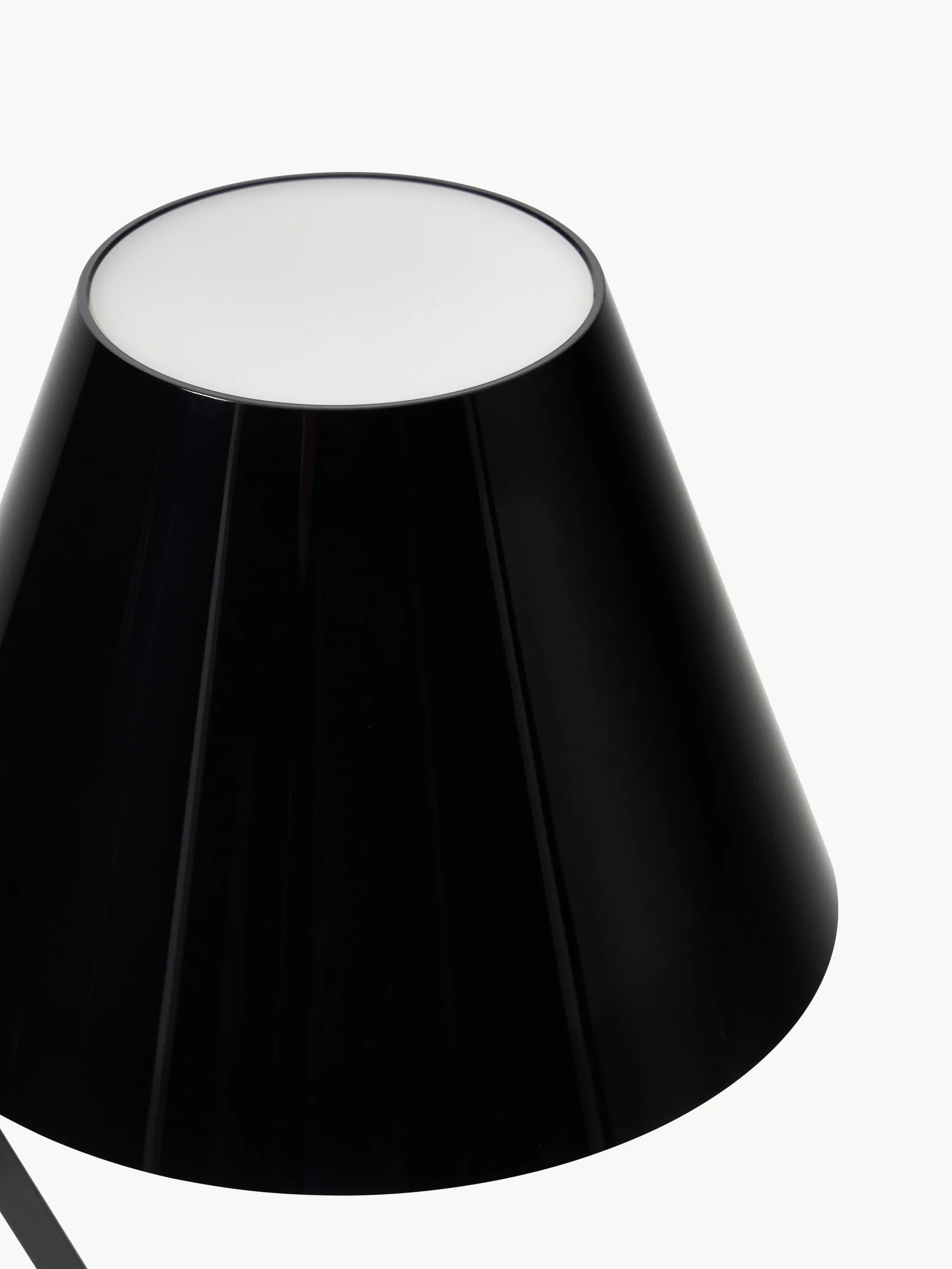 Table lamp LA PETITE black