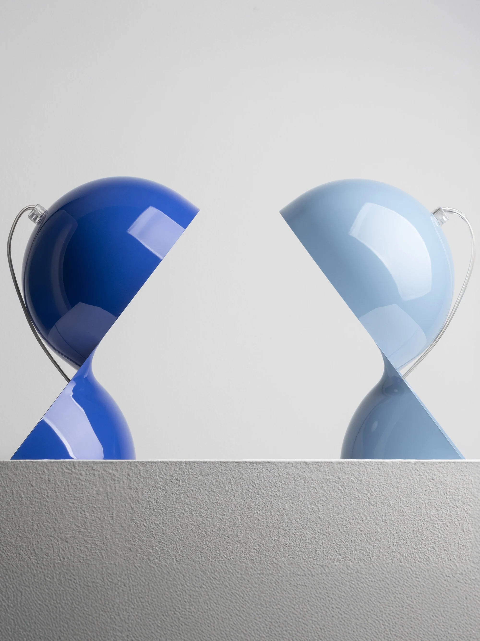 Tischlampe DALÙ himmelblau