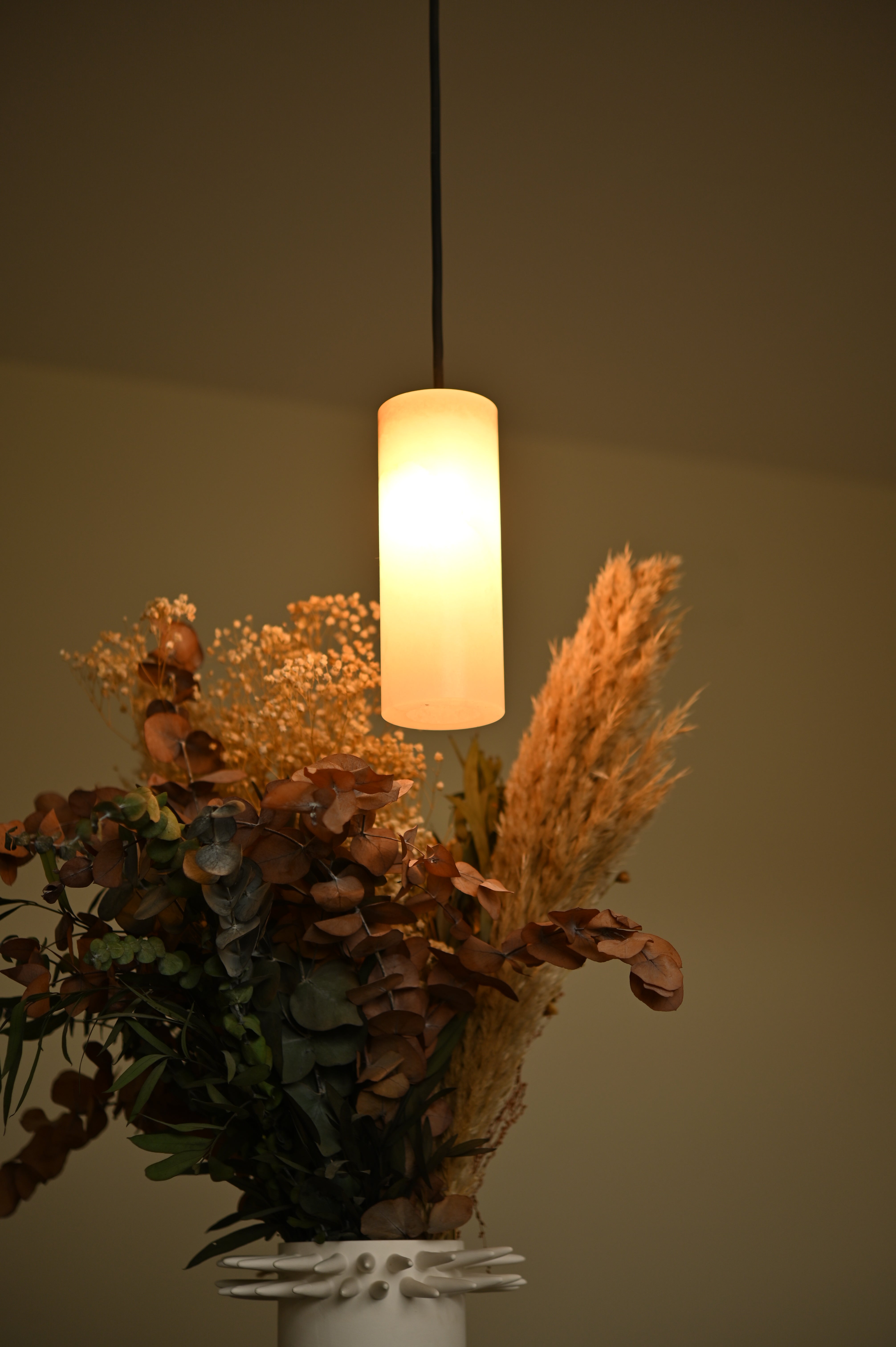 Lampa wisząca MANIKO PIPO biały alabaster