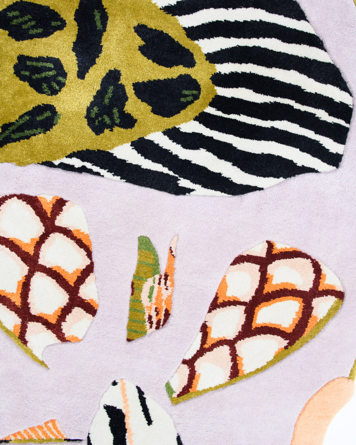 Dywan dekoracyjny owalny INSECTA lawendowy