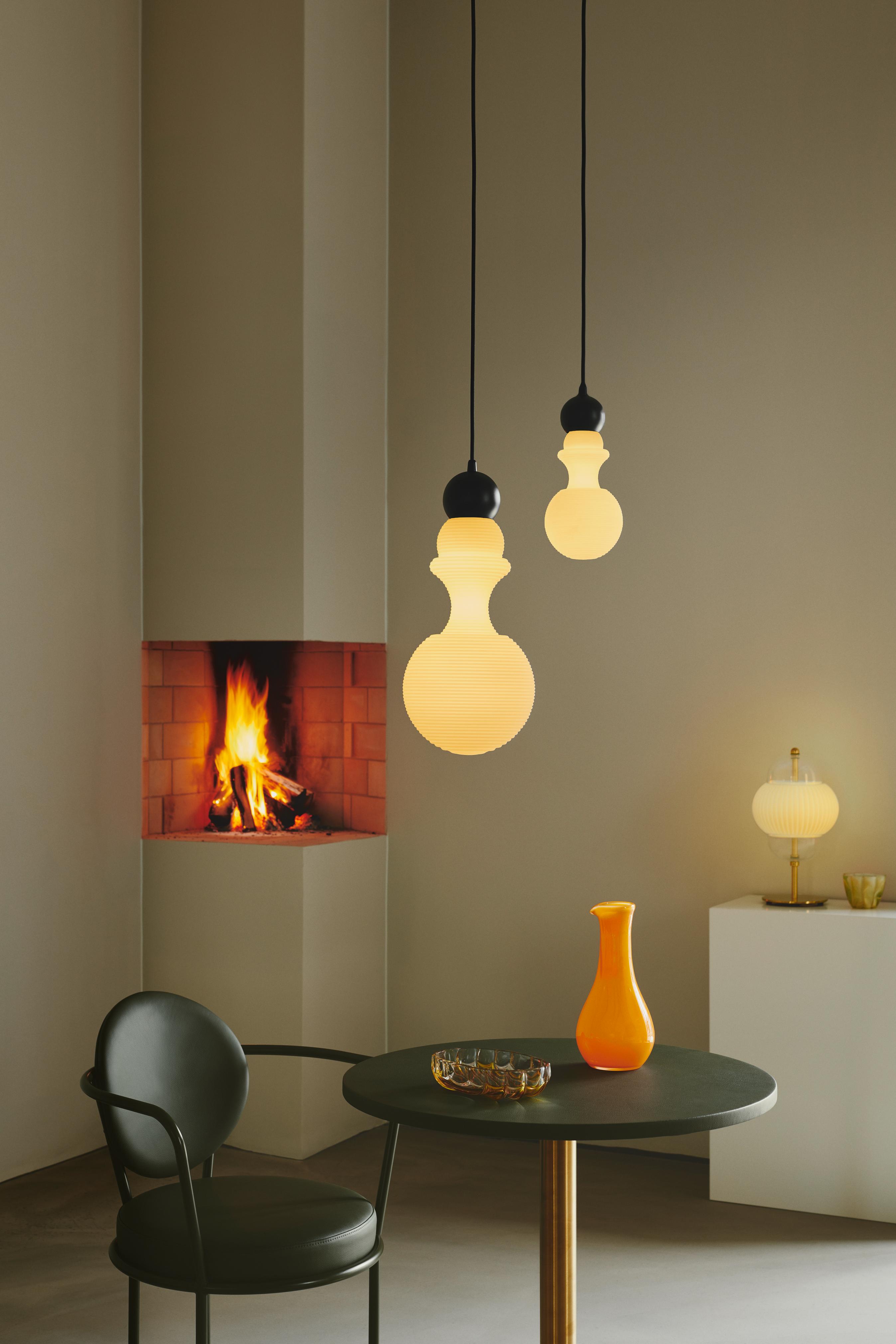 Lampa wisząca PARIS 1920 biały z czarnym wykończeniem