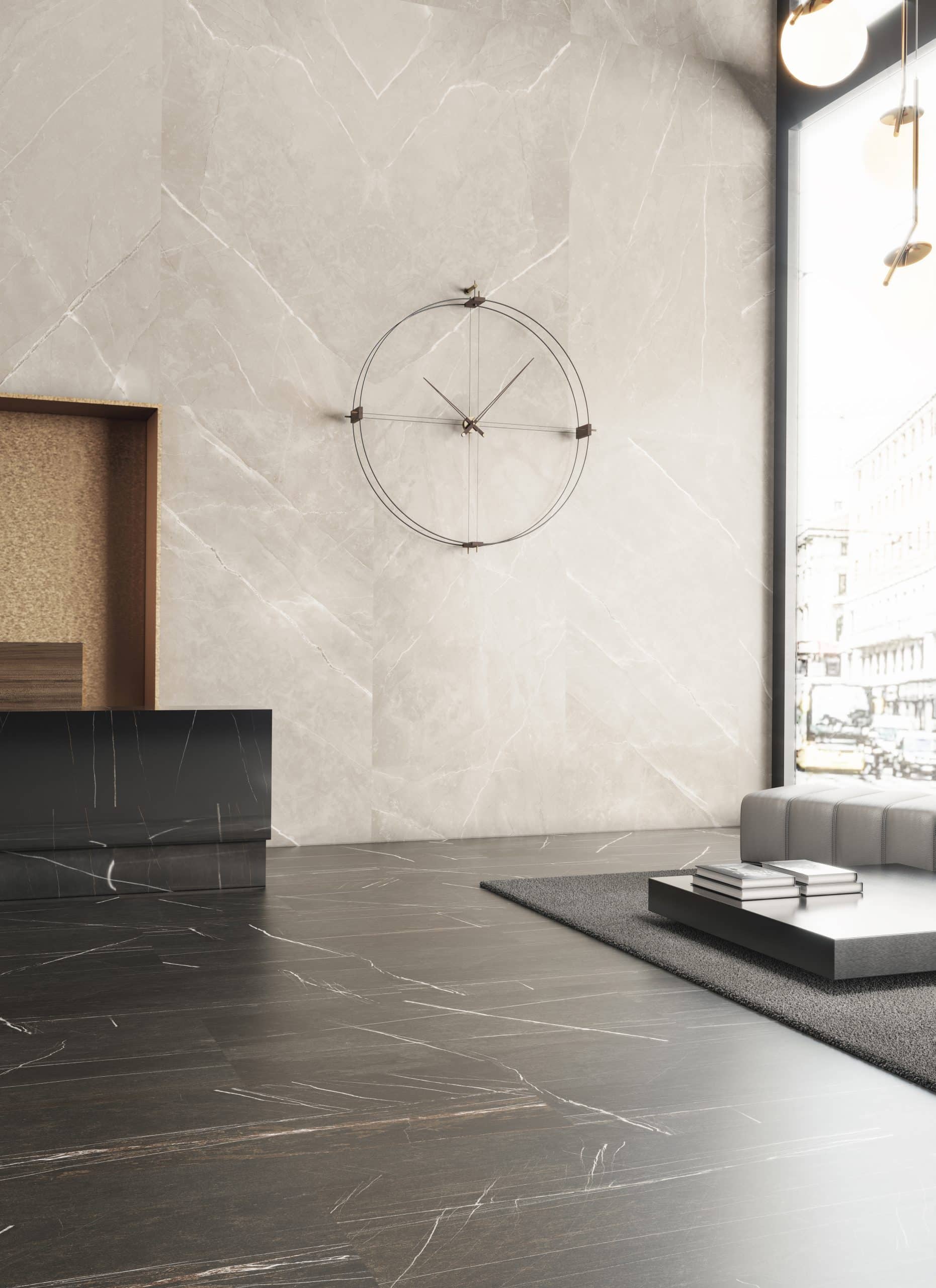 Zegar ścienny DELMORI drewno orzechowe z czarnym i mosiężnym