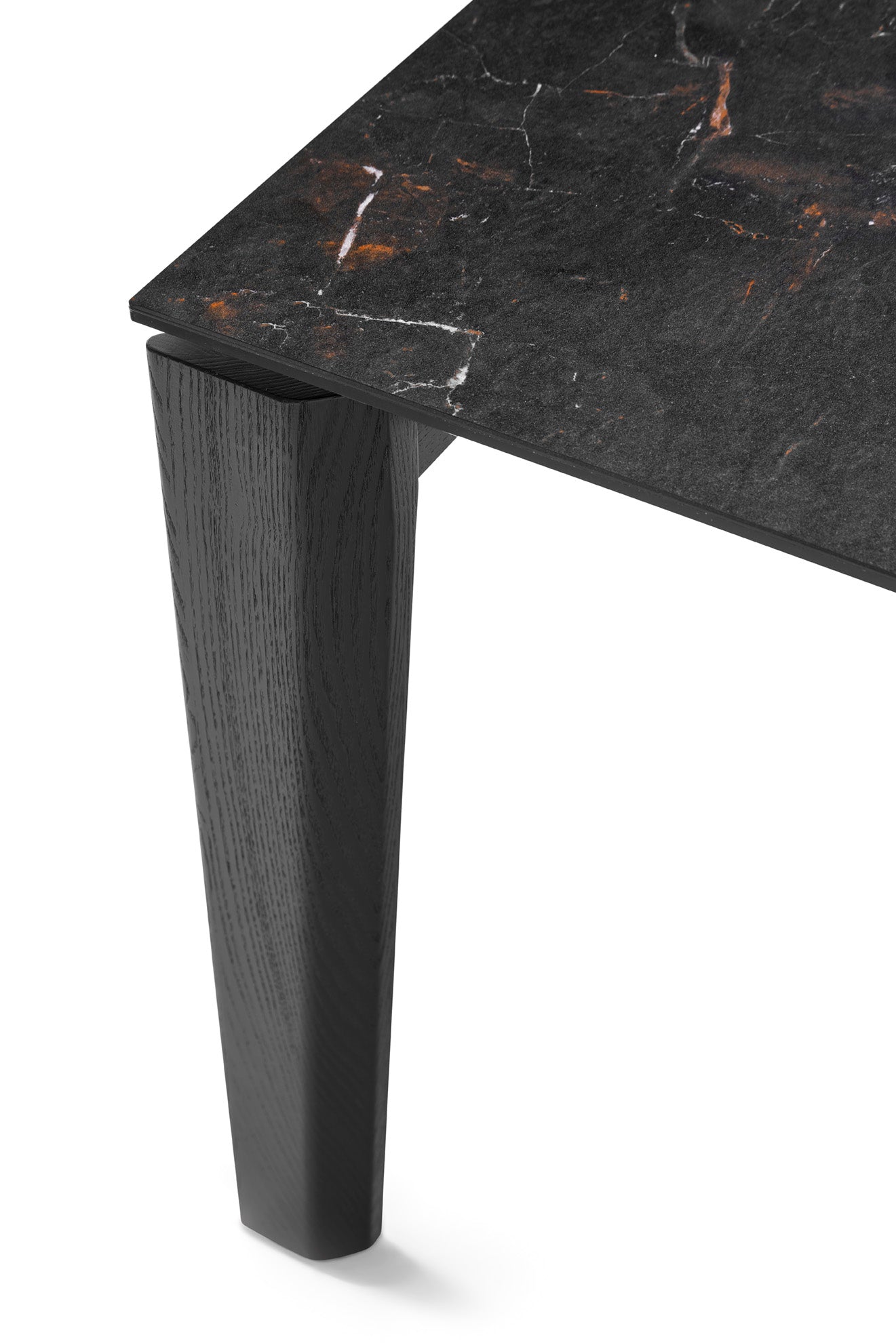 Expandable Table DOGMA with Black Top and Black Base