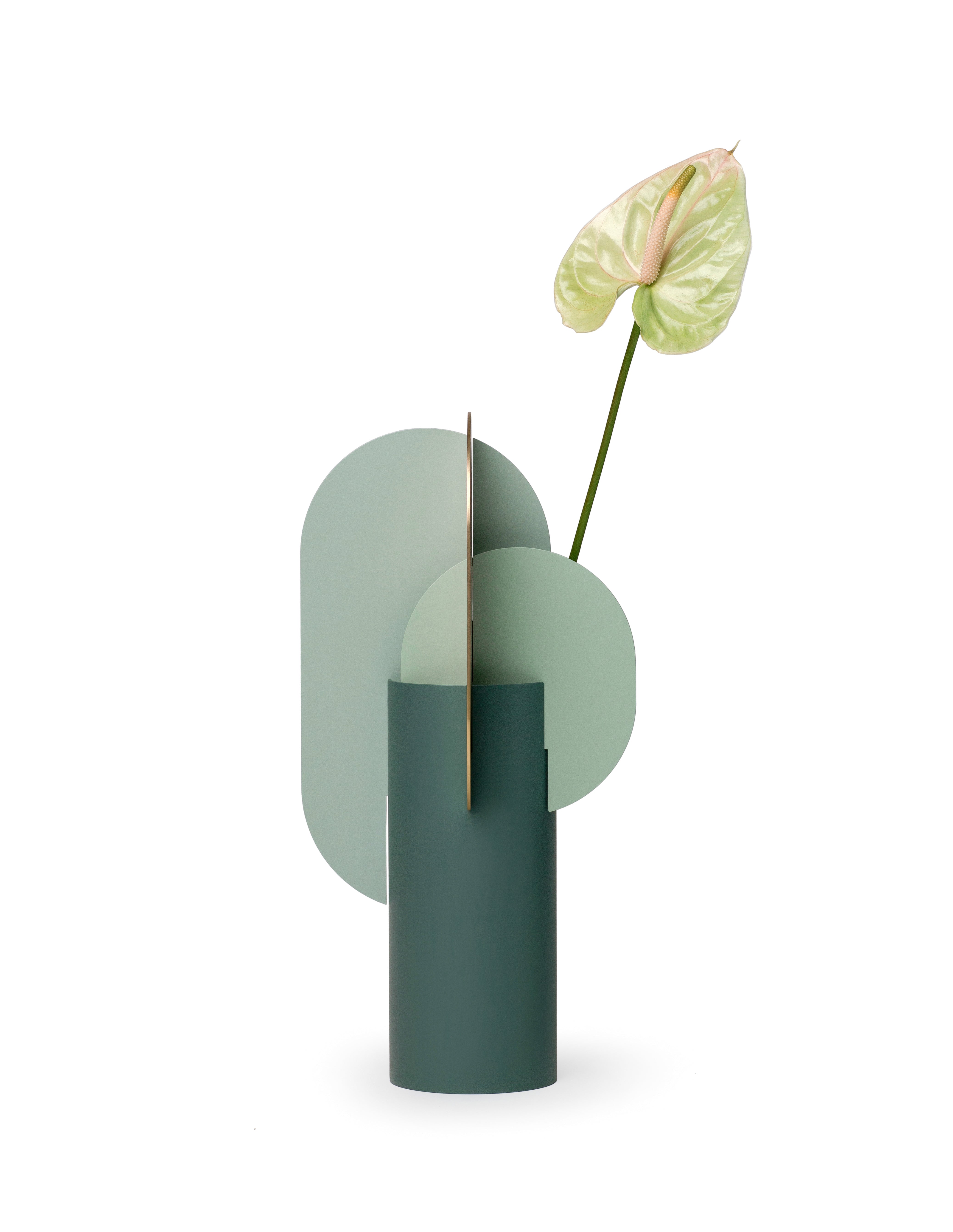 Vase EKSTER grün mit Messing