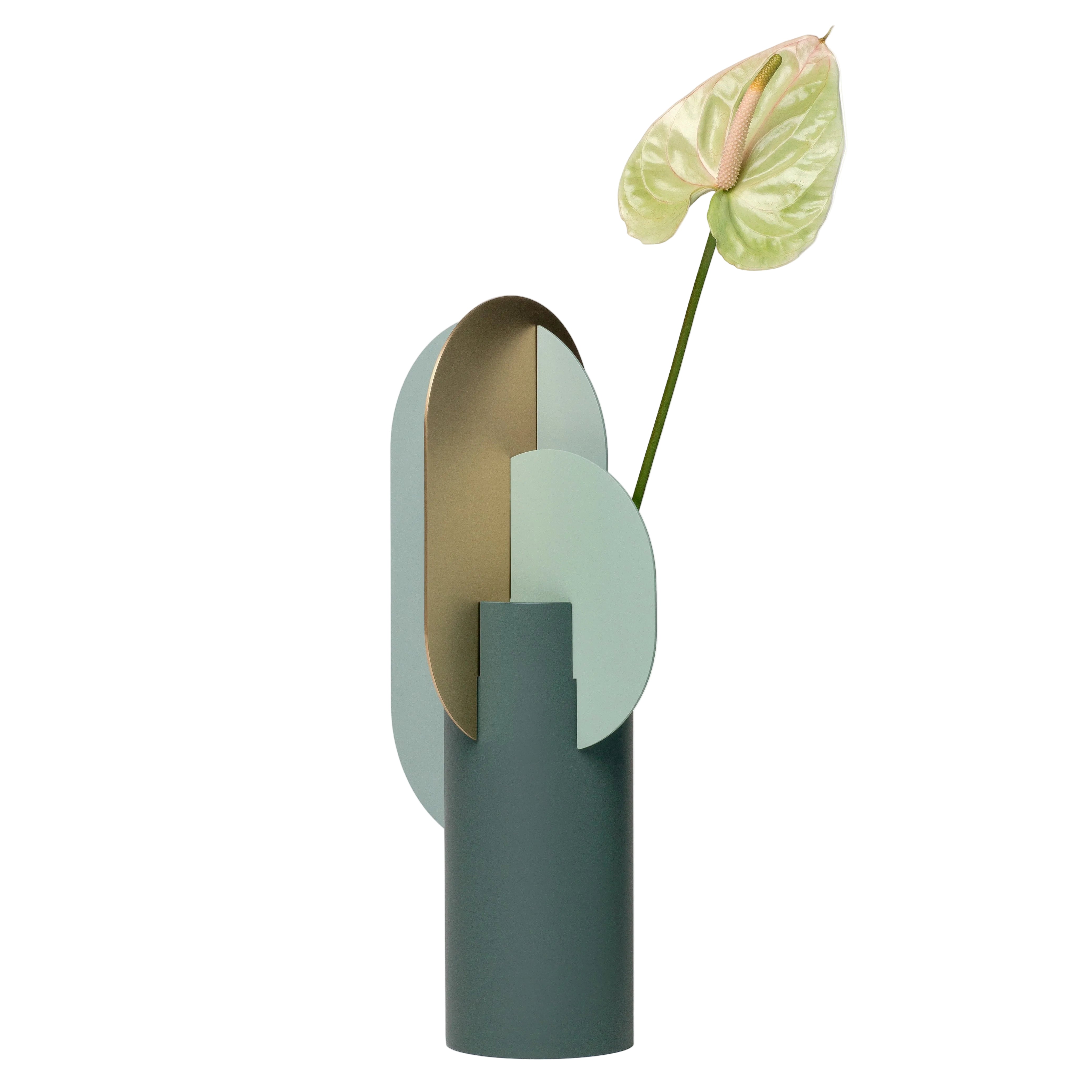 Vase EKSTER grün mit Messing