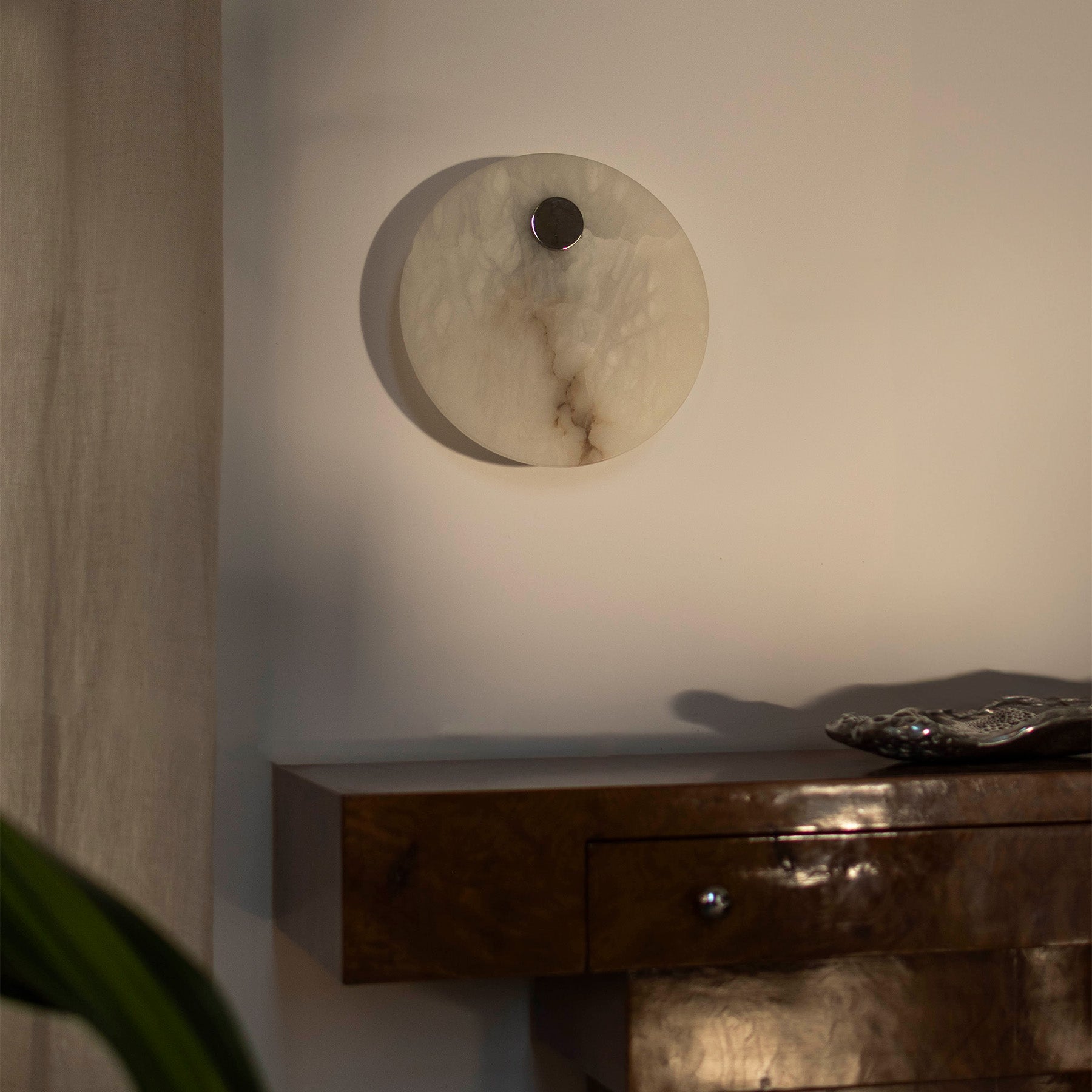 Alabaster wall lamp EOS nickel [Julia]