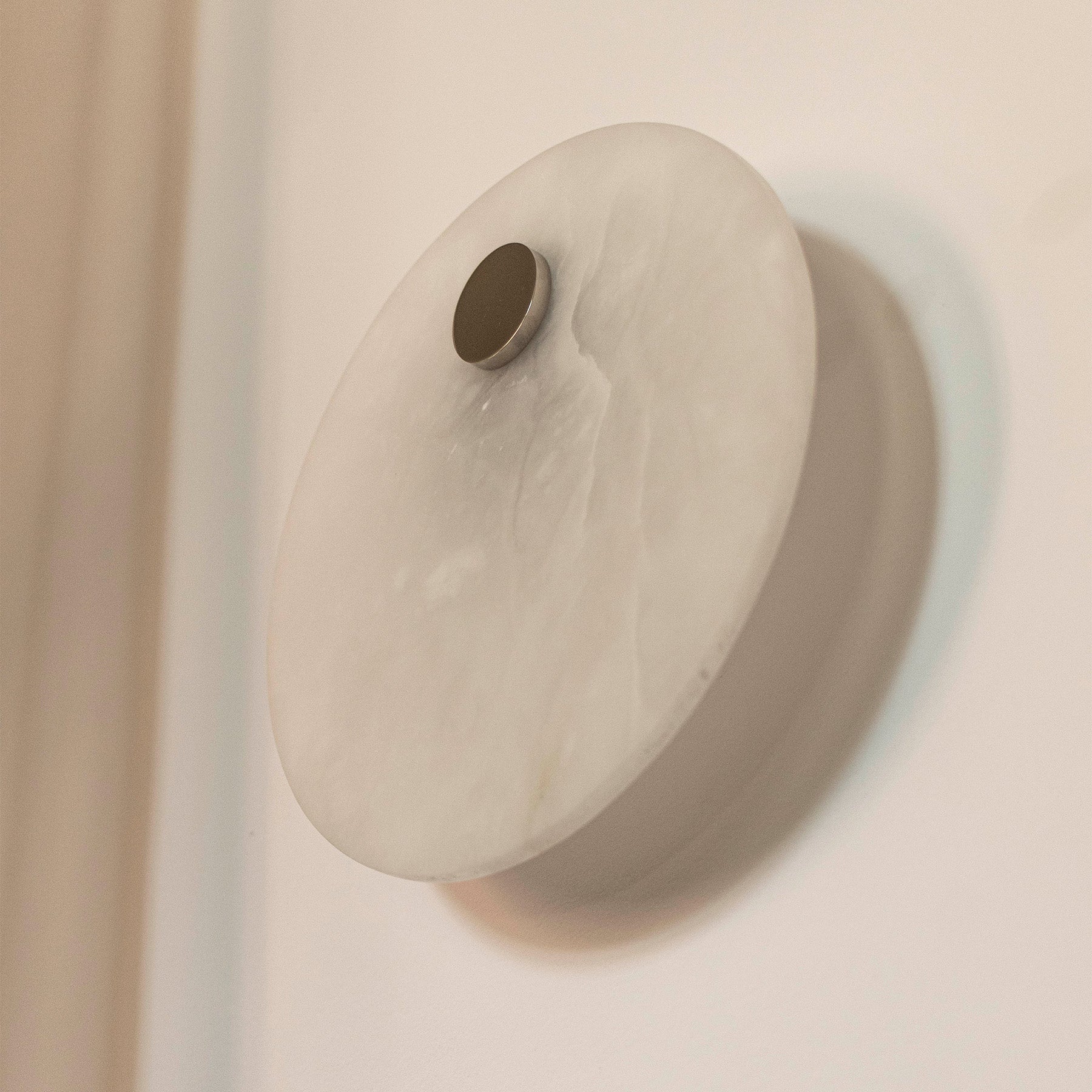 Alabaster wall lamp EOS nickel [Julia]