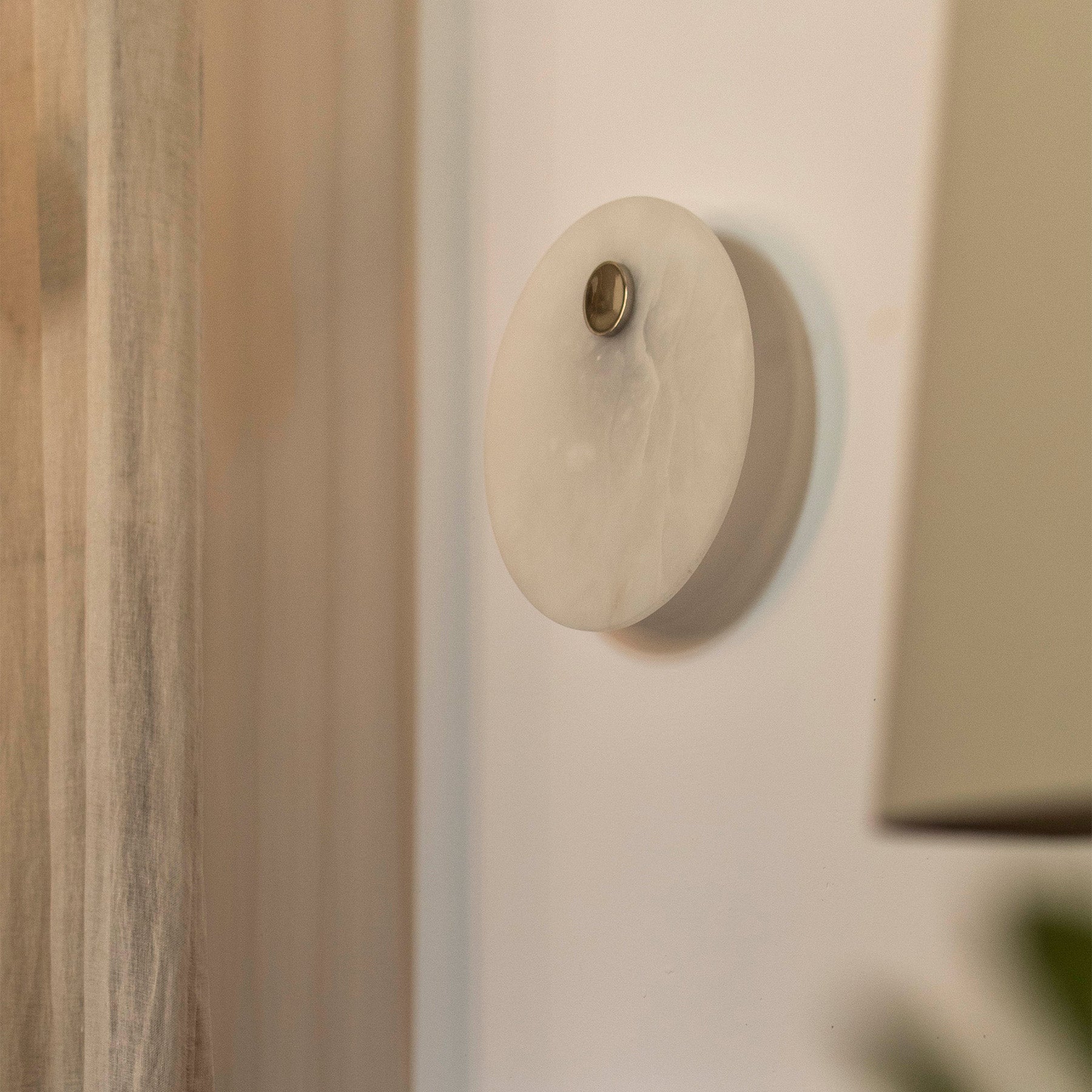 Alabaster wall lamp EOS nickel [Julia]