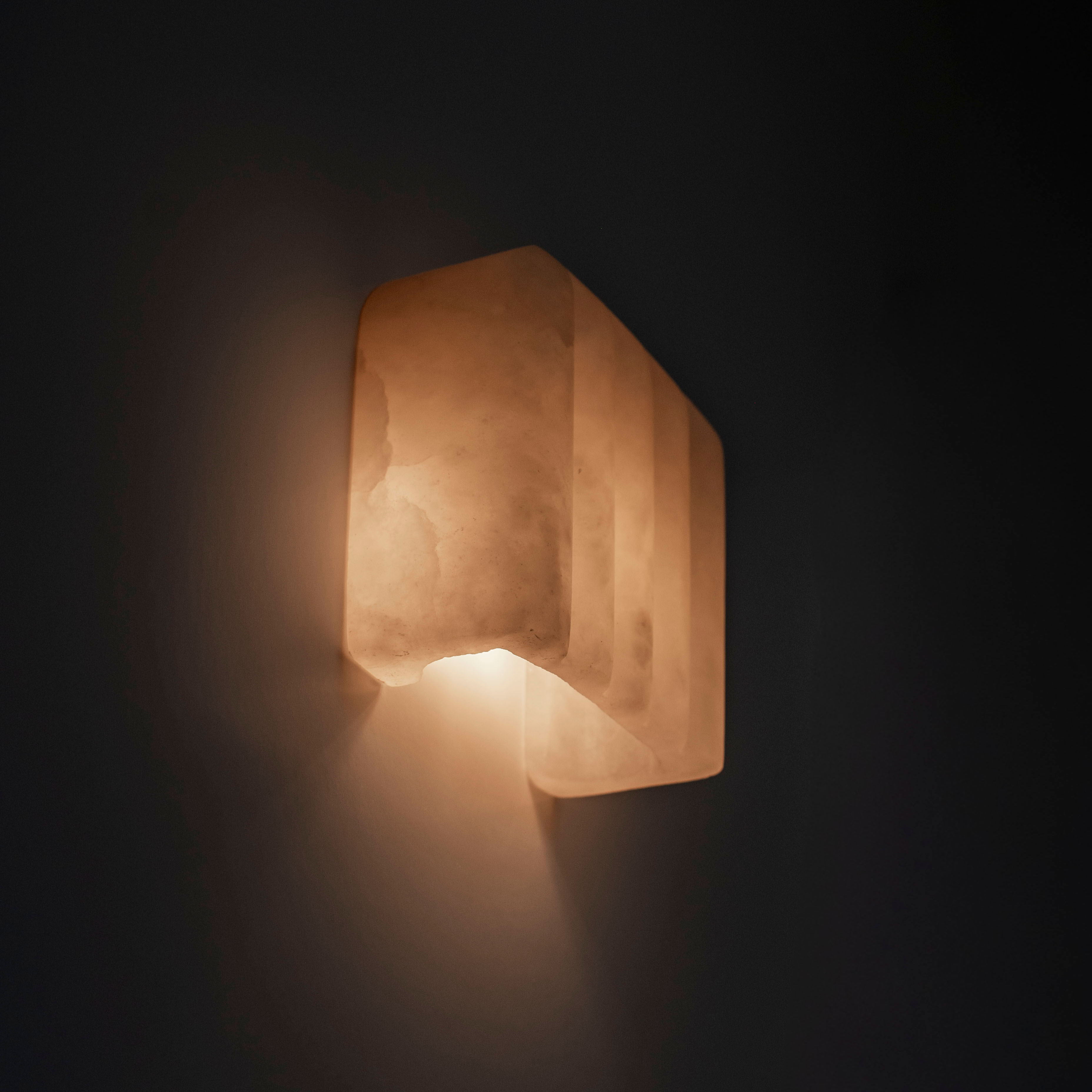 Wandleuchte MEROPE aus Alabaster mit mattem Finish