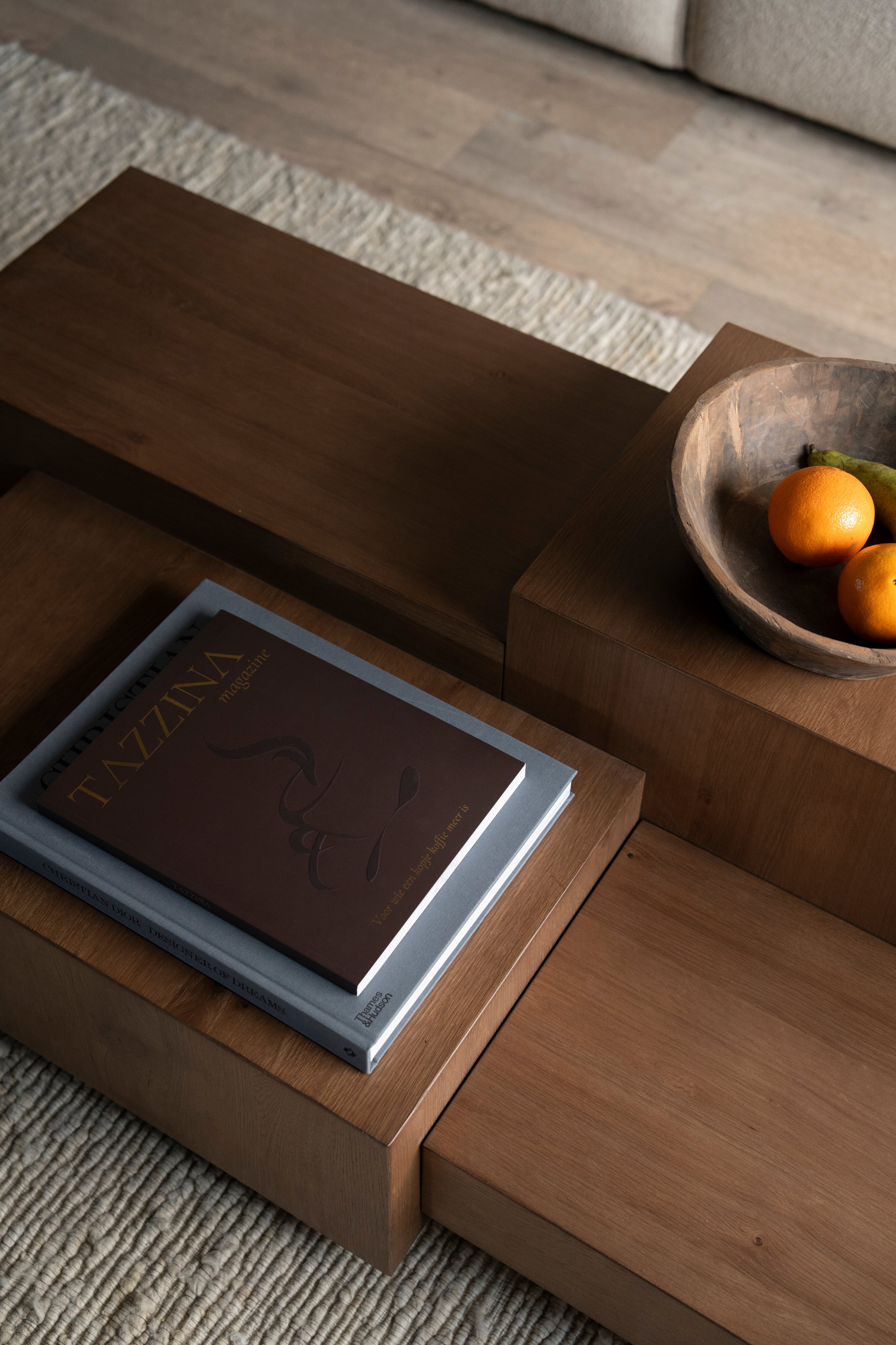 QUINTEN Dark Oak Veneer Coffee Table