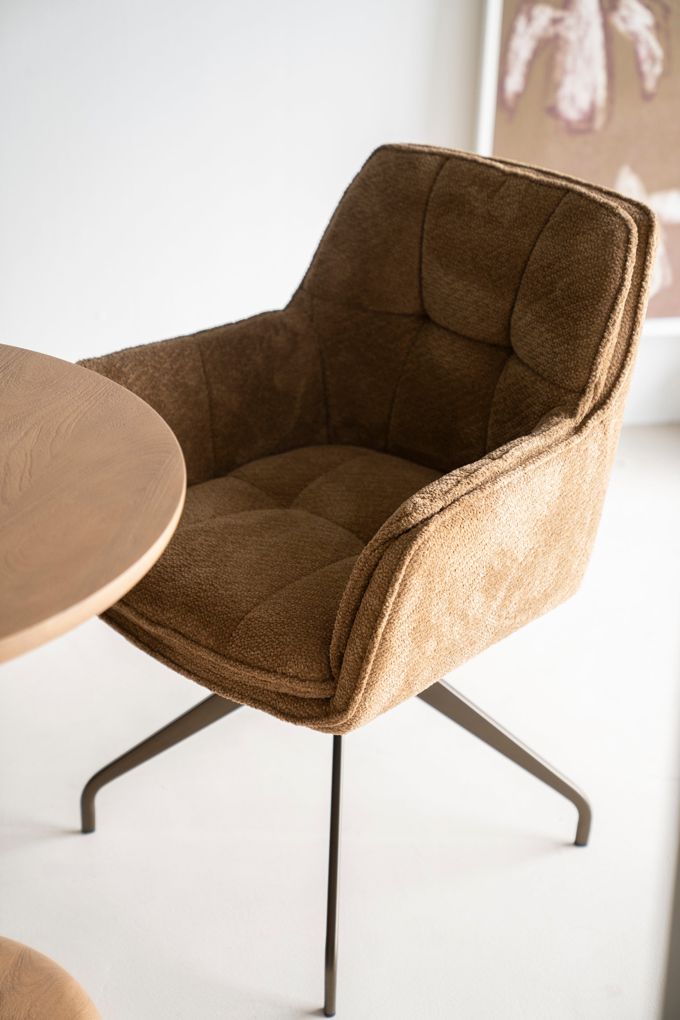 HUGO swivel chair beige with dark brown base