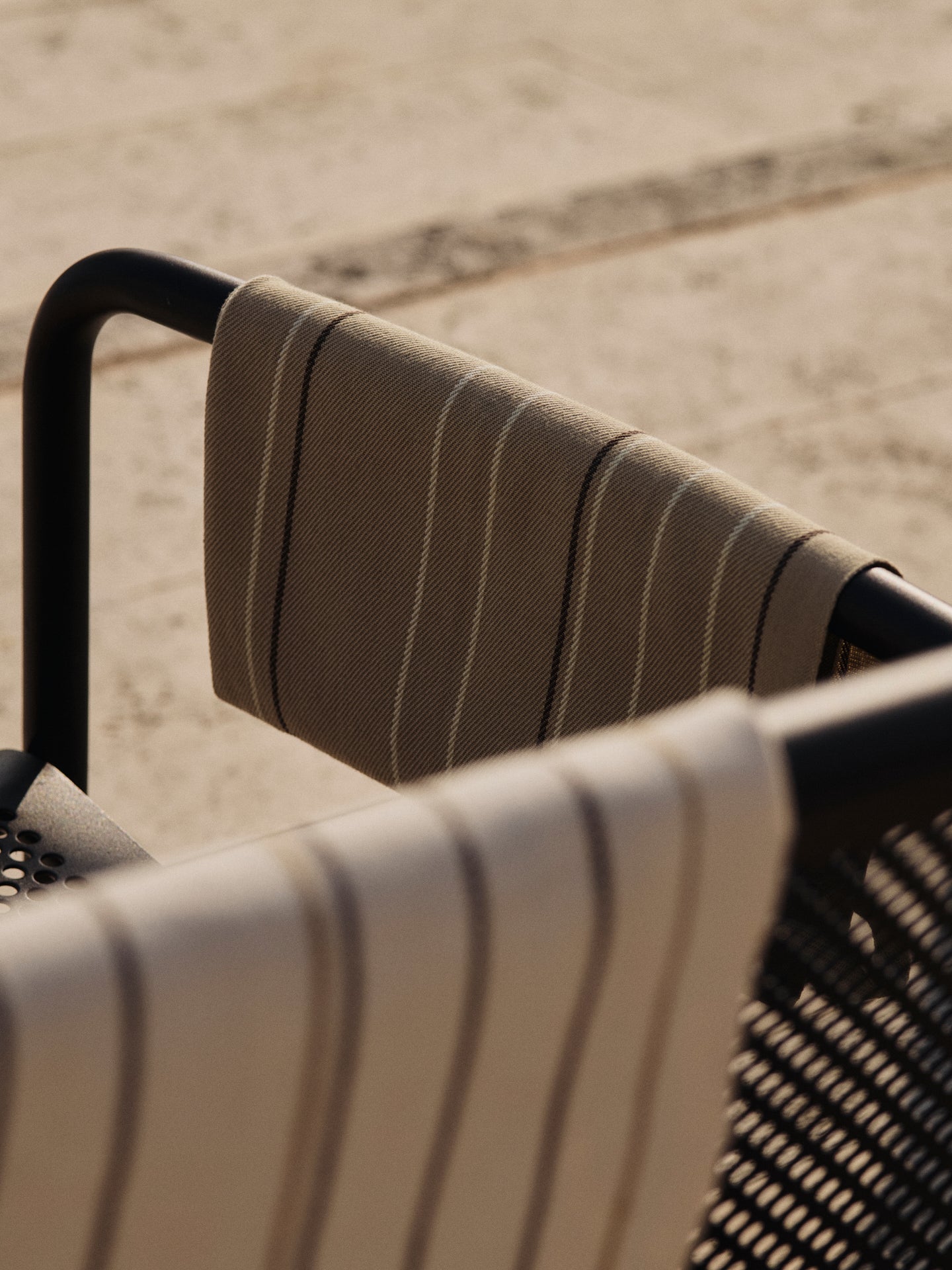 ITO beige kitchen towel set with white