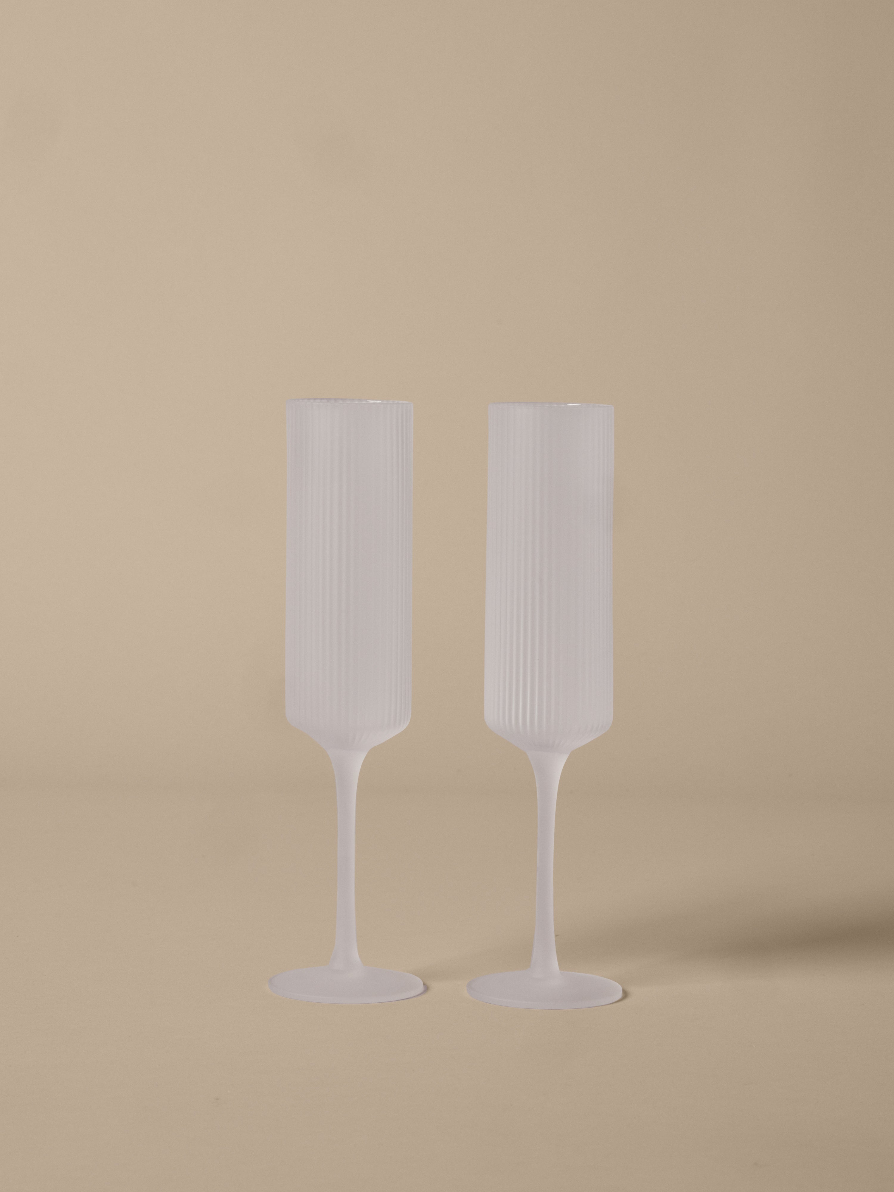 Zestaw kieliszków do szampana RIPPLE FLUTES białe szkło