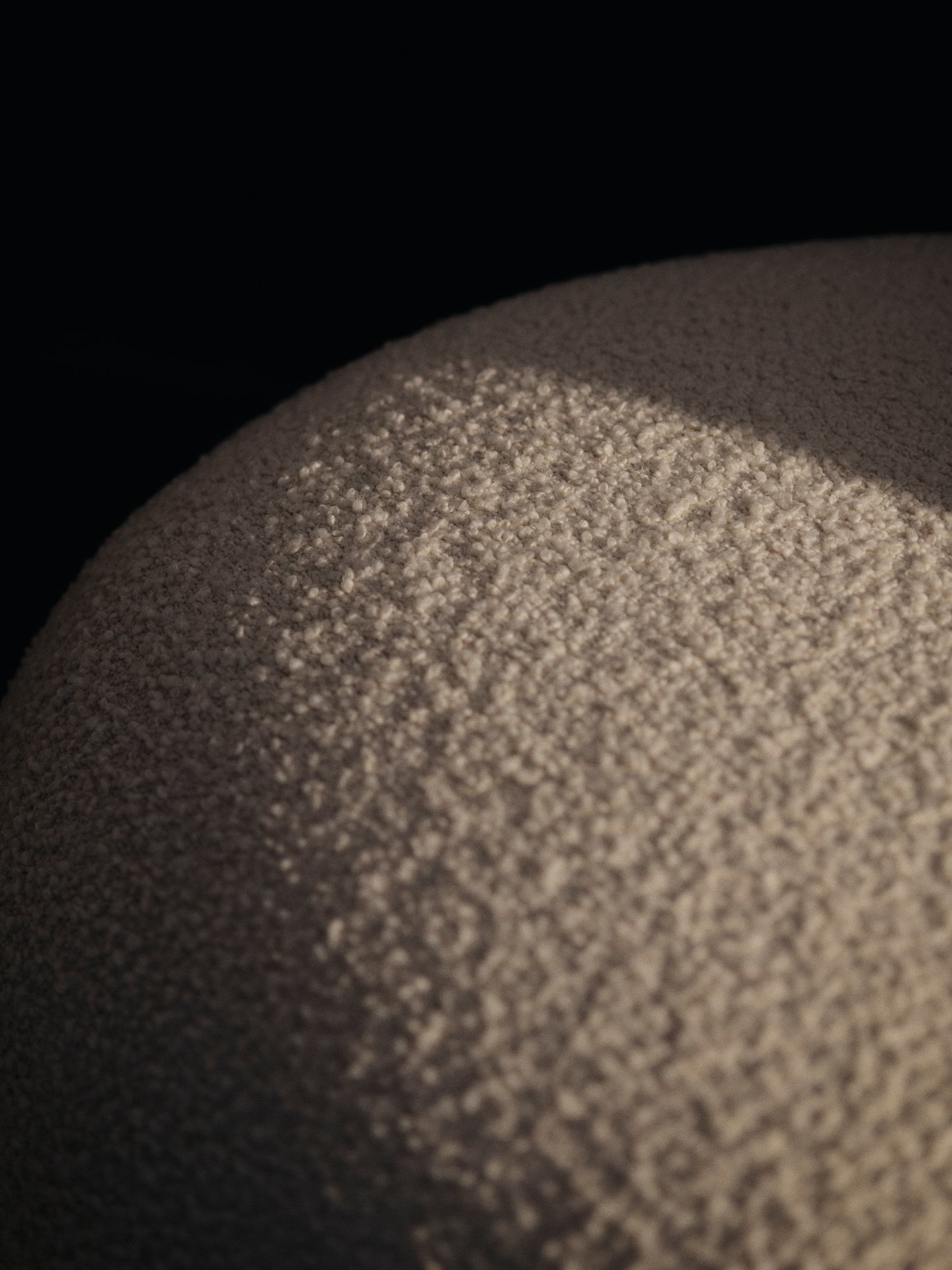 Drehstuhl RICO PICCOLO LOUNGE Nordic Bouclé złamana biel