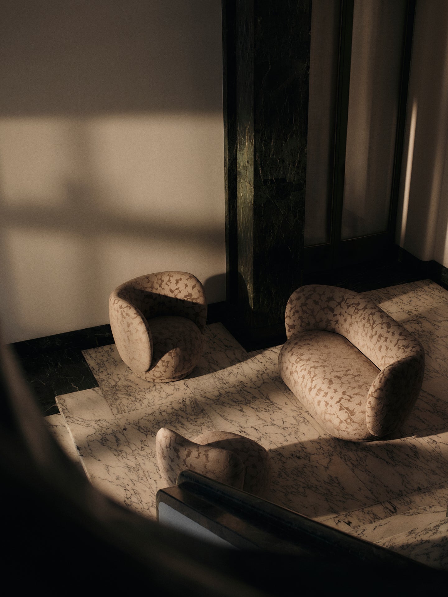 Fotel obrotowy RICO LOUNGE Cilla taupe