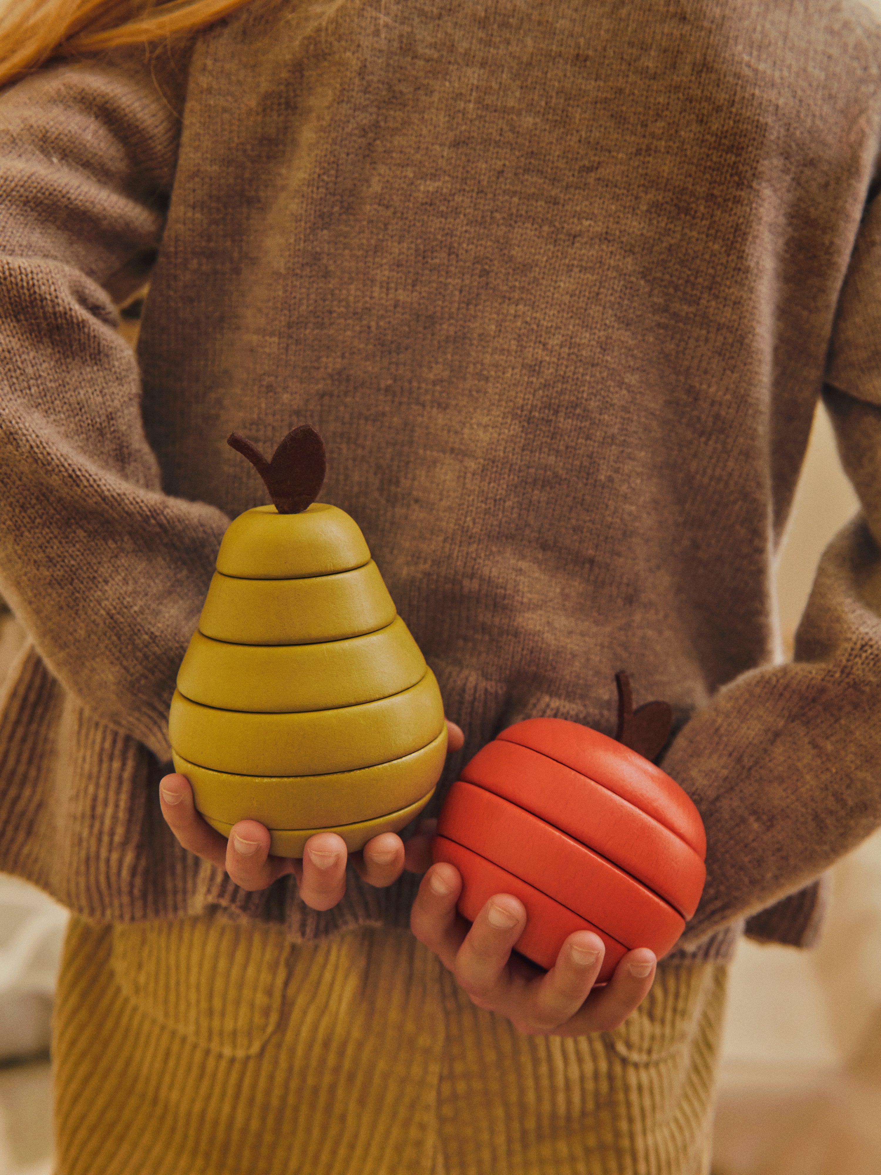 Zestaw zabawek dla dzieci STACKING APPLE AND PEAR drewno bukowe