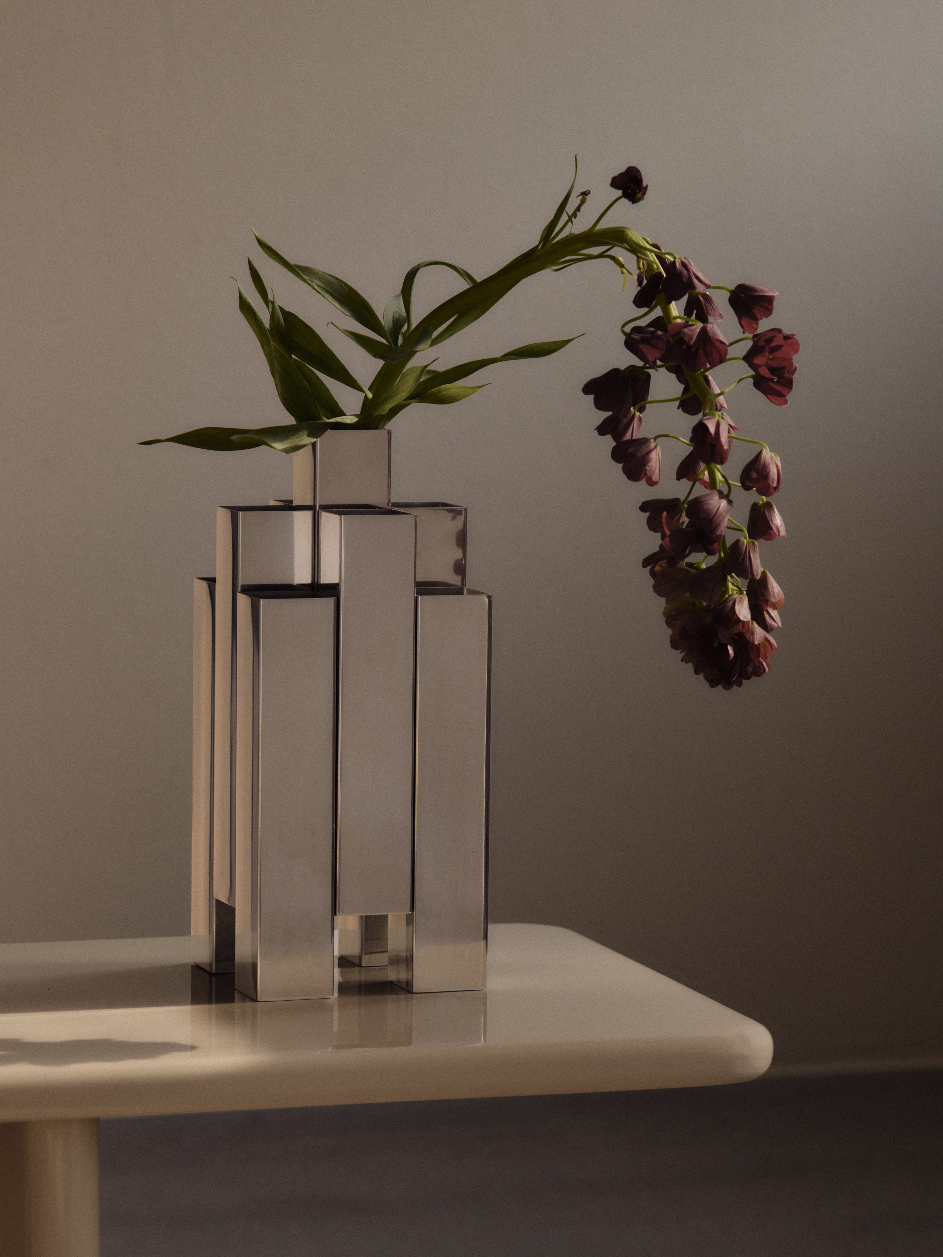 TESSERA Steel Vase