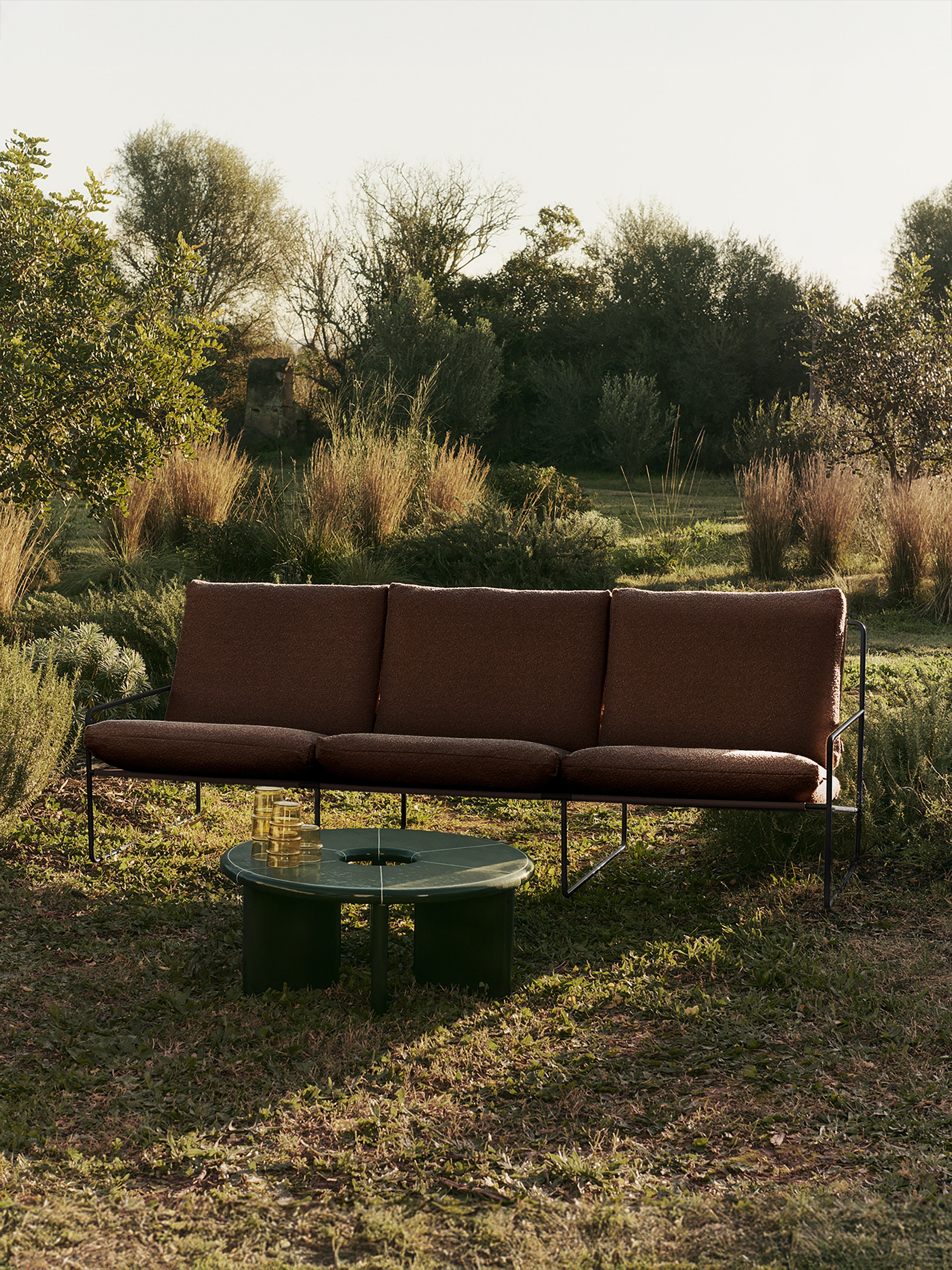 Sofa 3-osobowa zewnętrzna DESERT brązowy boucle z beżową podstawą