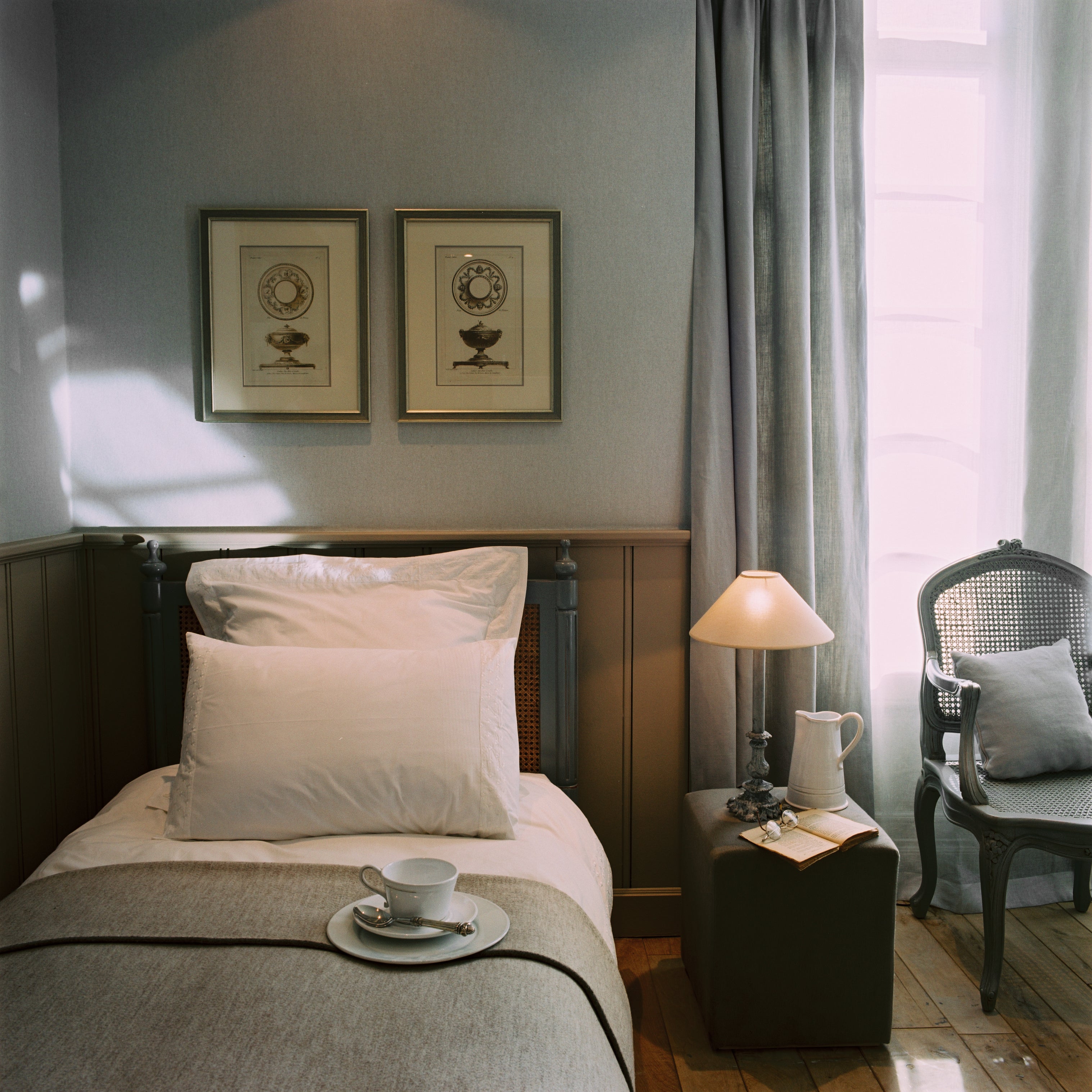 Strukturierte Tapete, die Leinwand imitiert, LIN perlmutt