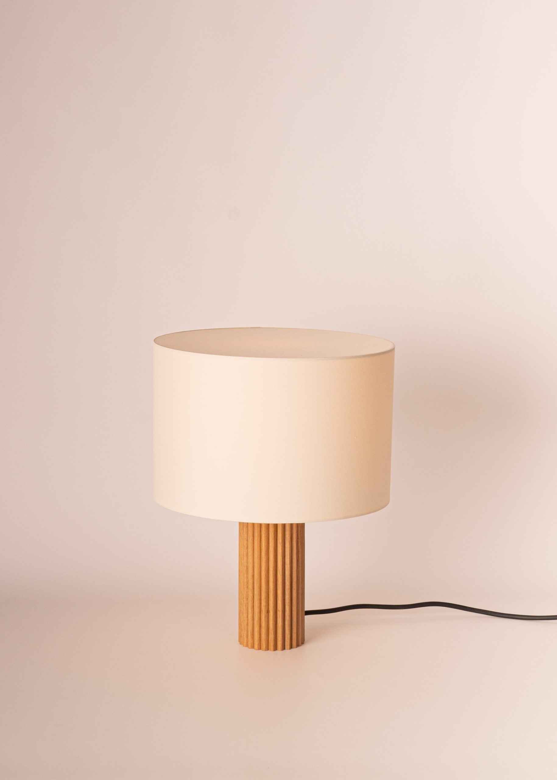 Lampa stołowa FLUTITA drewno dębowe