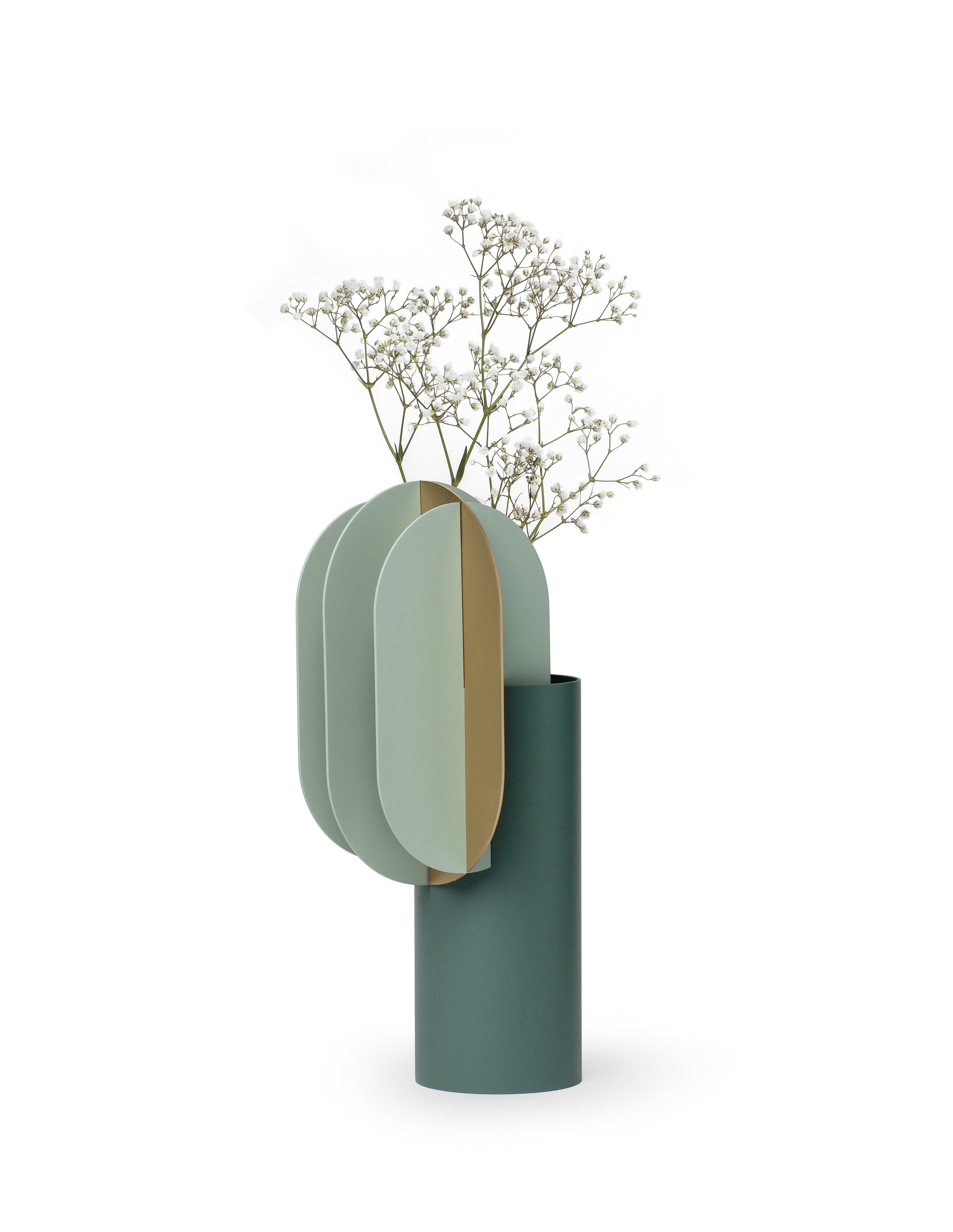 Vase GABO grün mit Messing