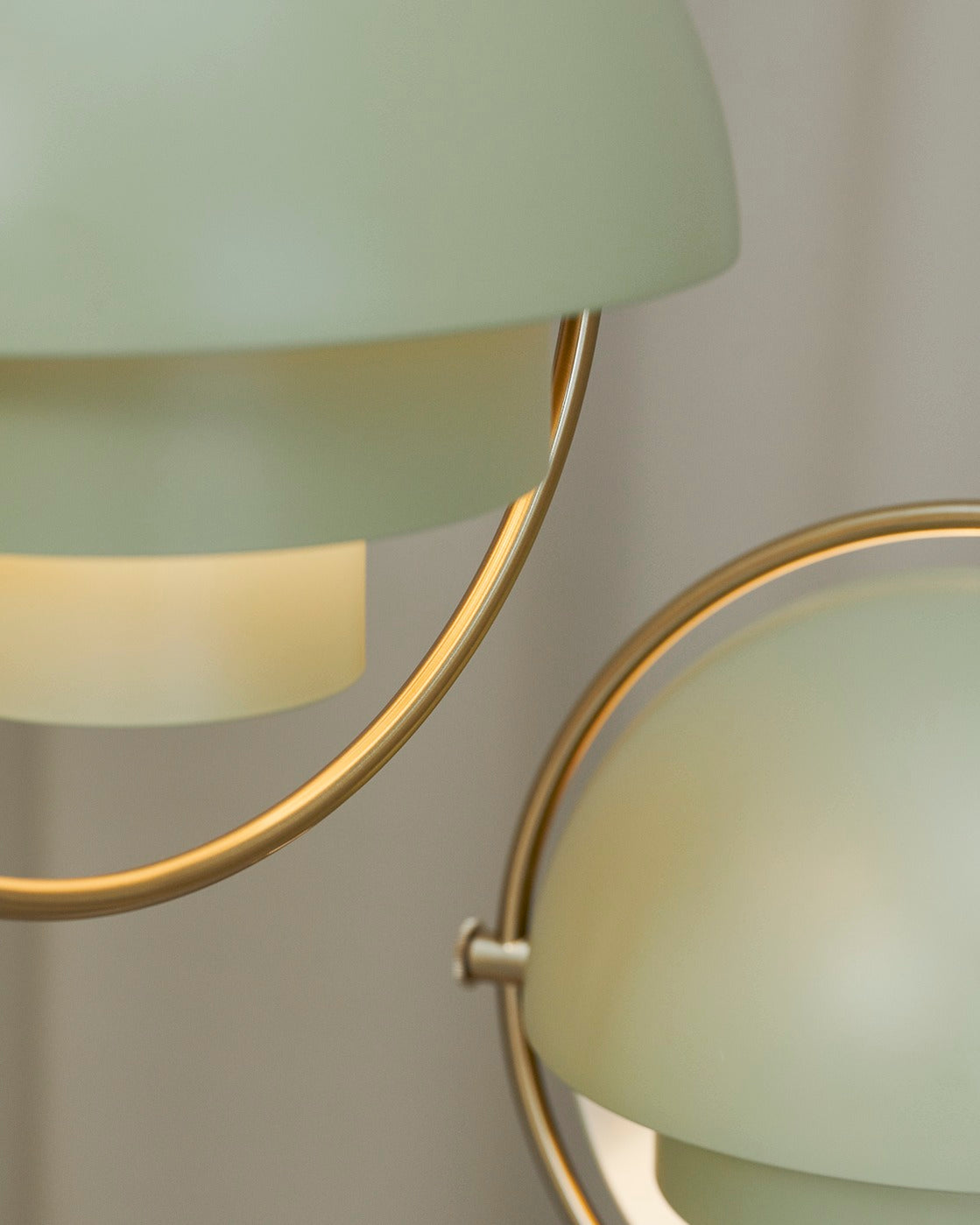 Pendelleuchte MULTI-LITE aus Messing