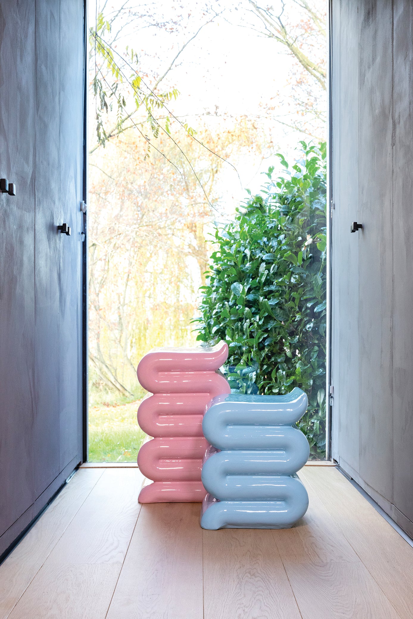 Stolik boczny WHIP różowy