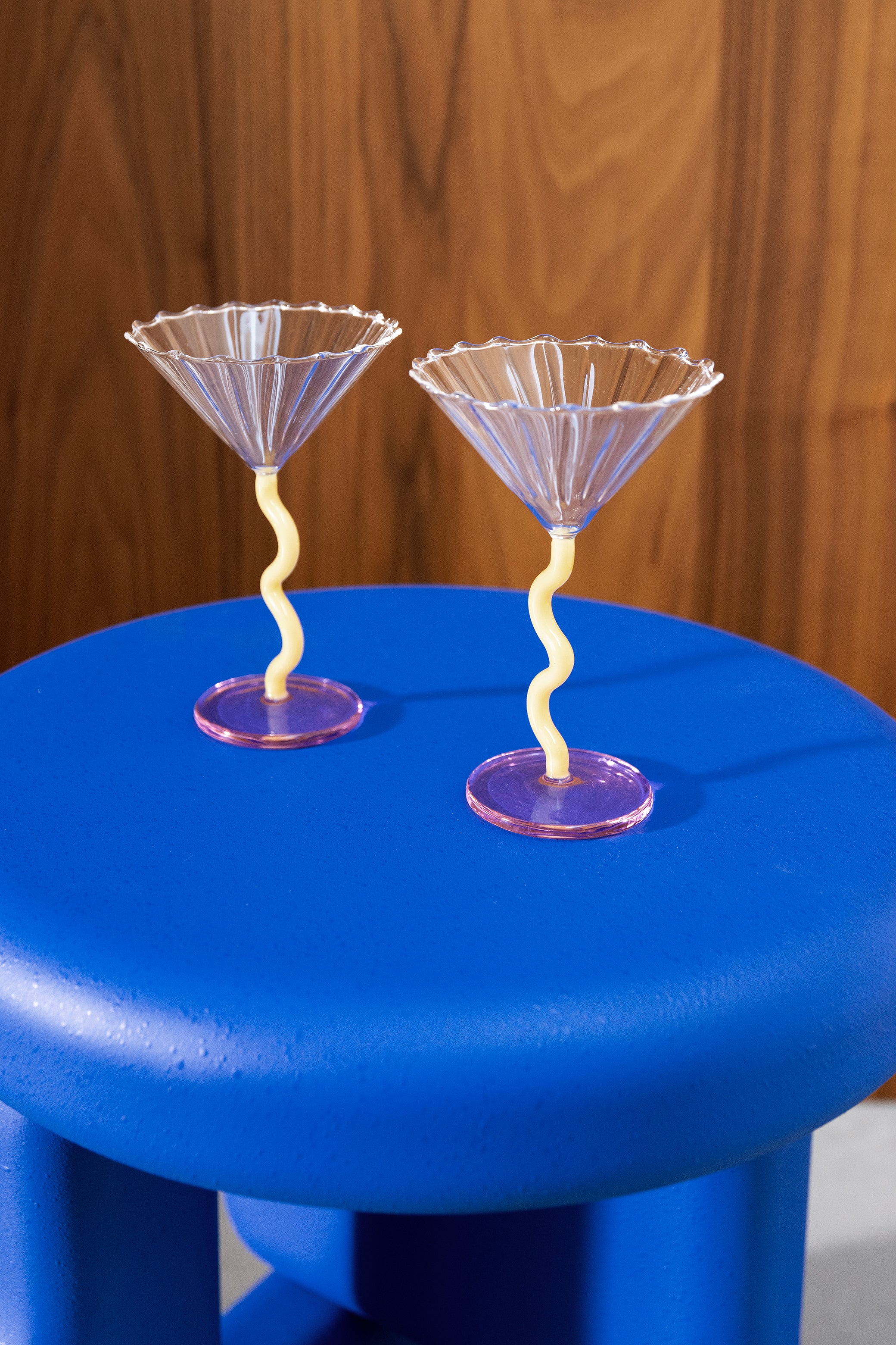 Set of CURVE glass goblets yellow with pink