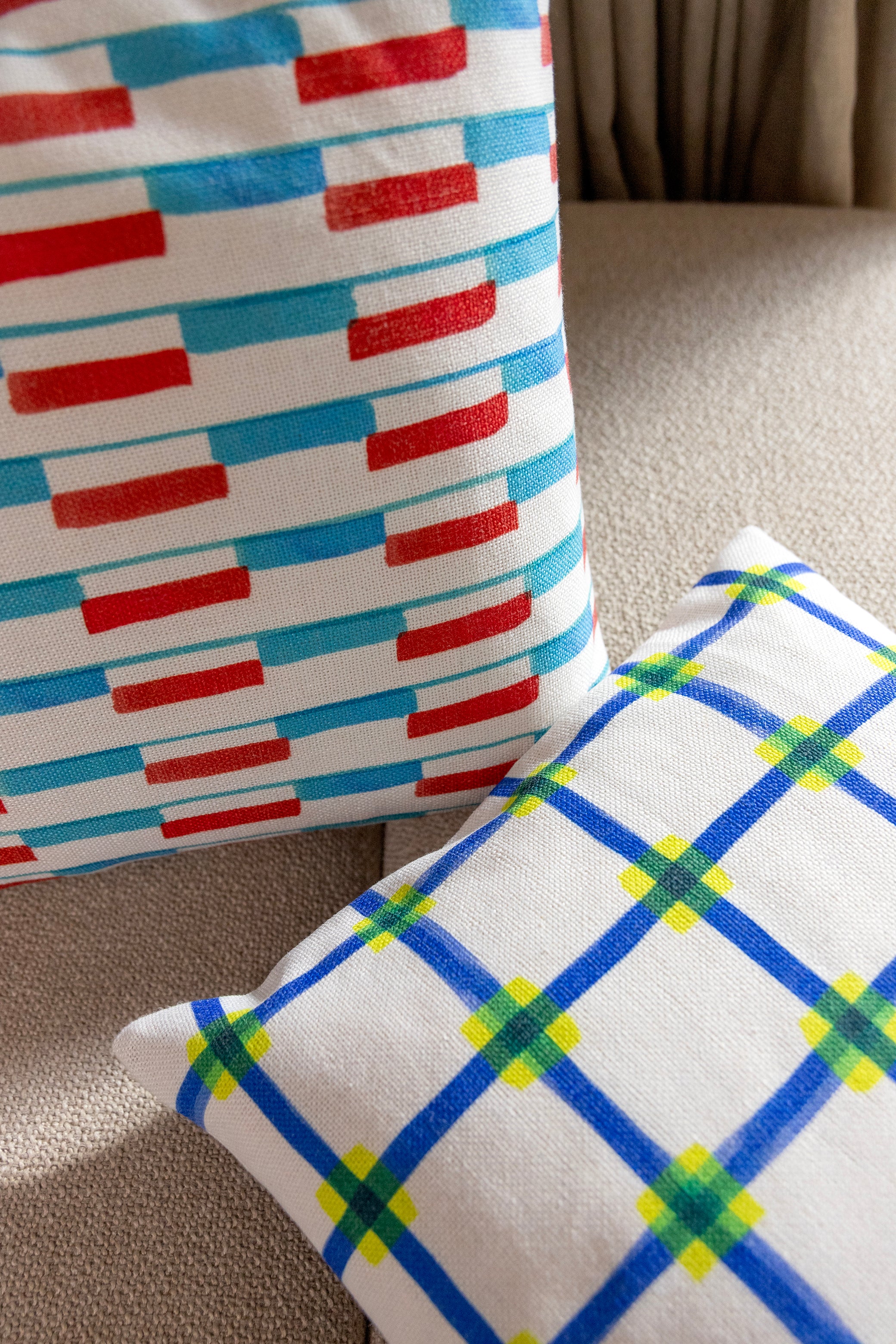 Cushion Cover CLASH White with Blue and Red