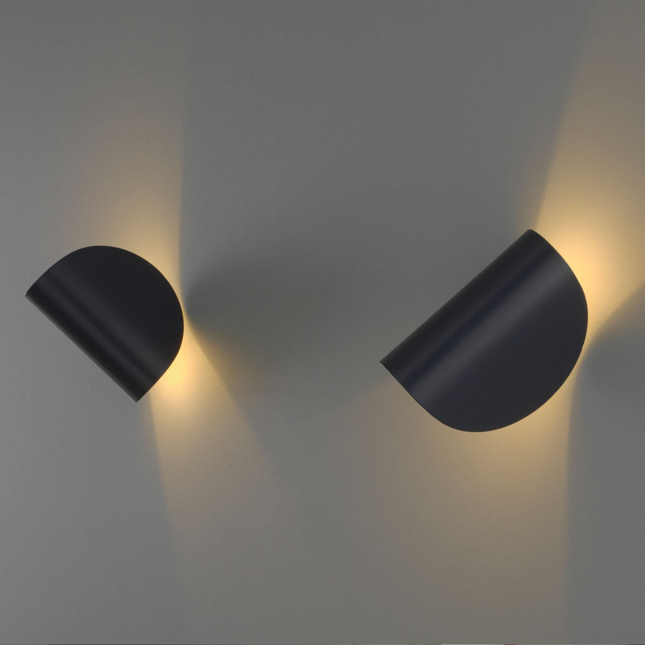 Lampa ścienna IO brązowy