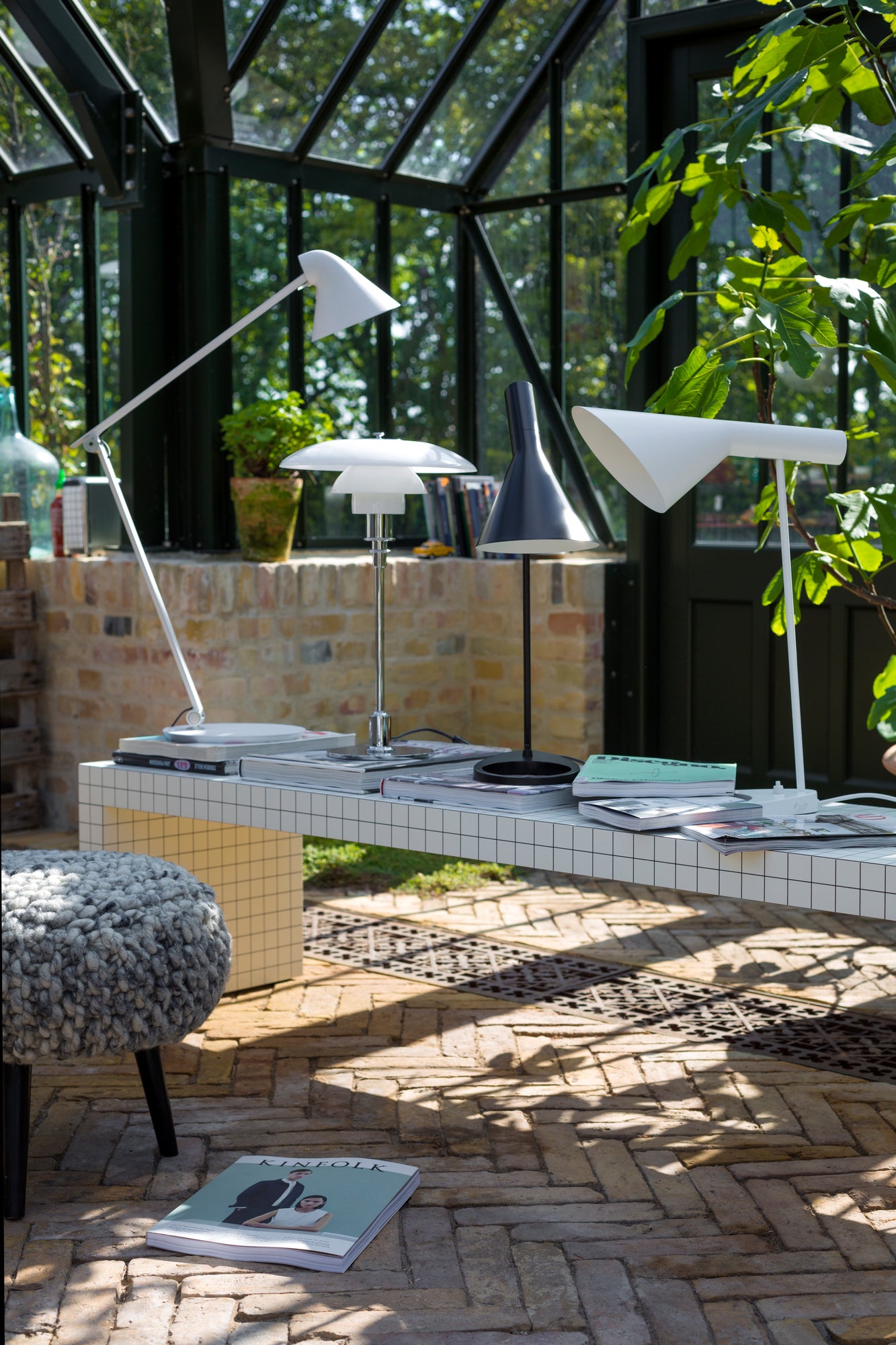 Lampa stołowa NJP biały