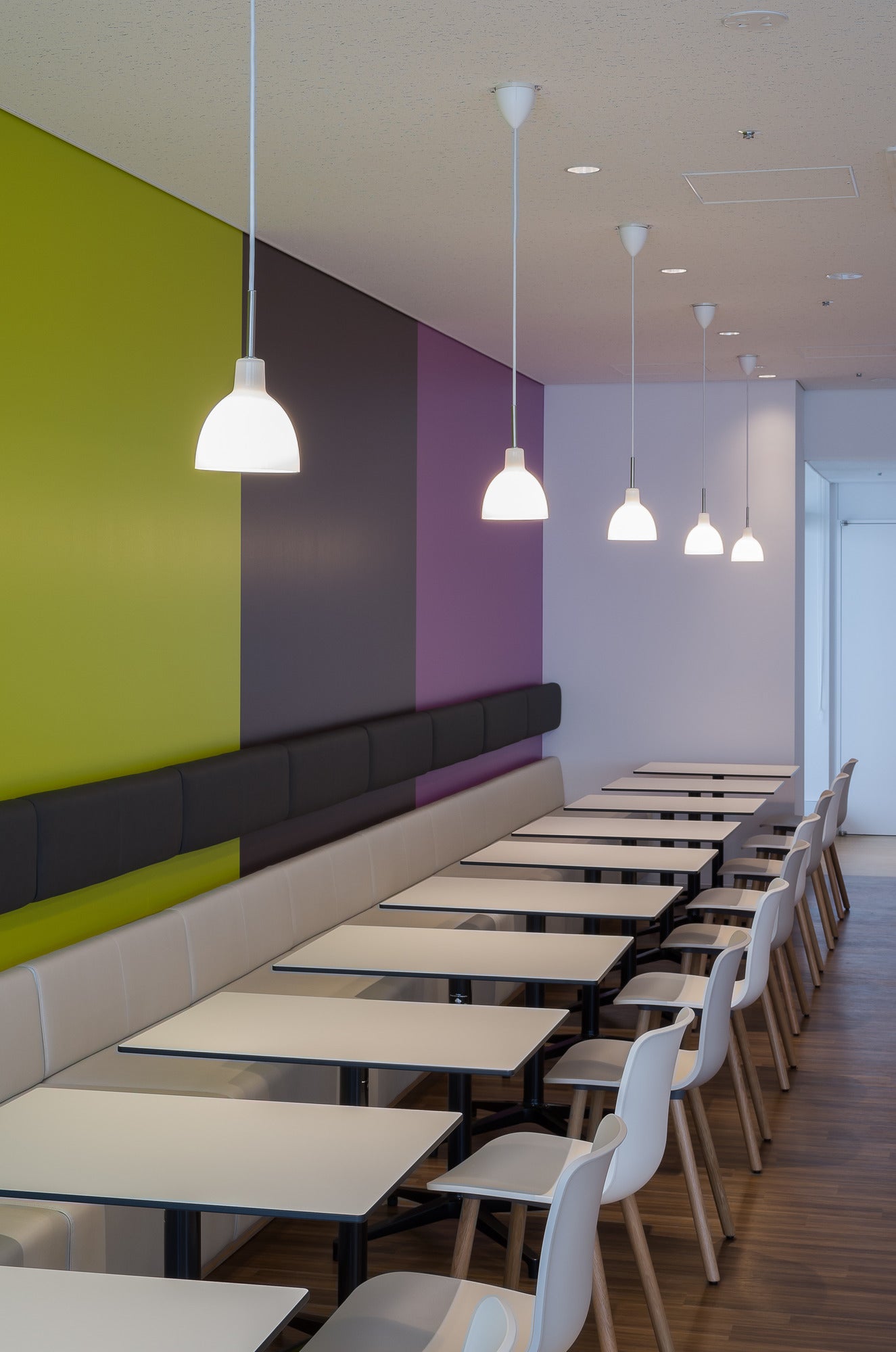 Lampa wisząca TOLDBOD GLASS biały