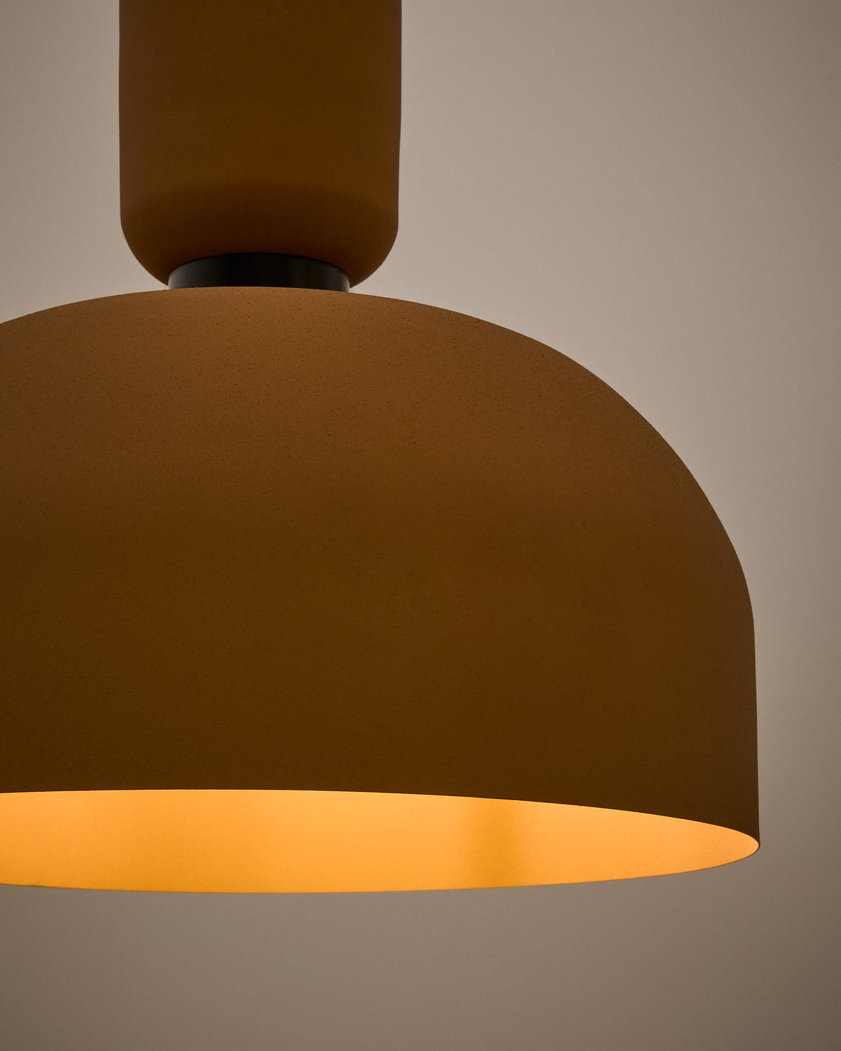 Lampa wisząca NIBLA terakotowy metal – ujęcie 12