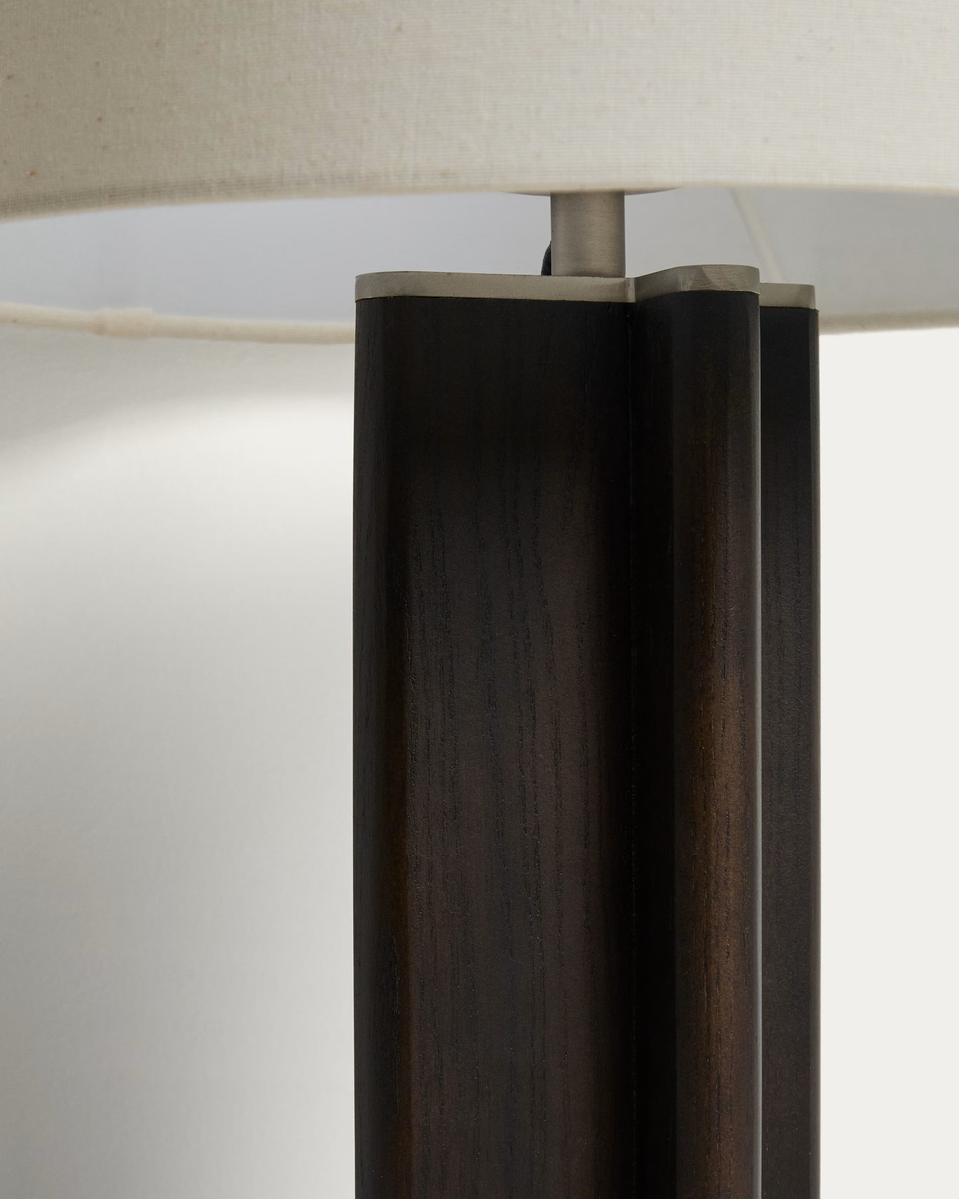 Lampa stołowa NIANI szary z ciemną drewnianą podstawą