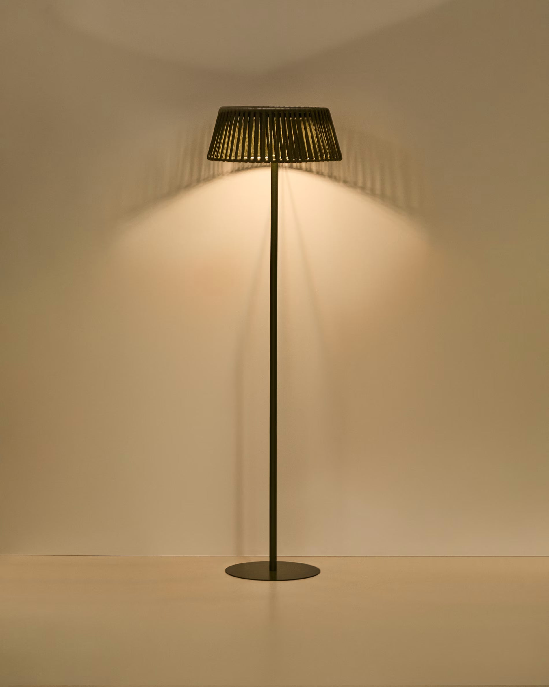 Lampa ogrodowa podłogowa solarna ALDET zielony