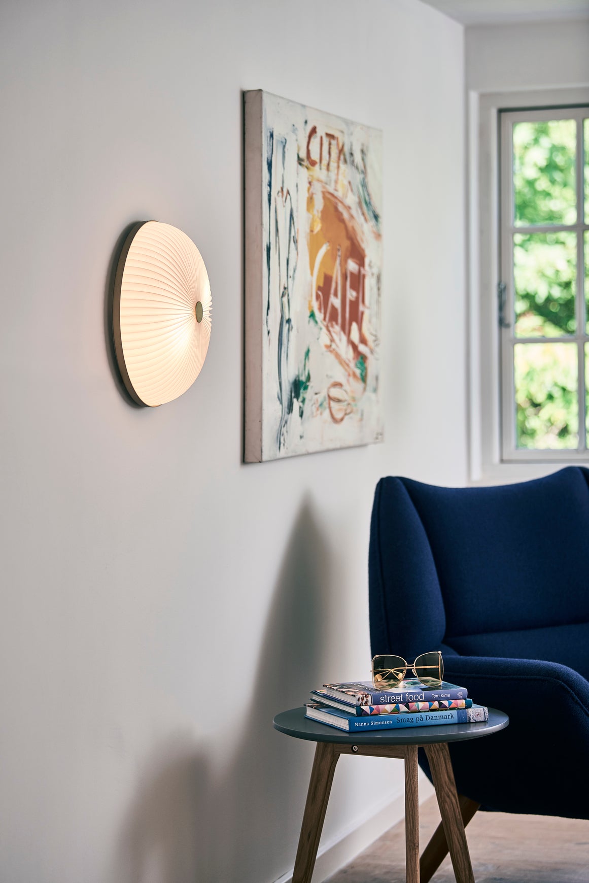 Lampa ścienna MODEL 235 LAMELLA biały ze złotym