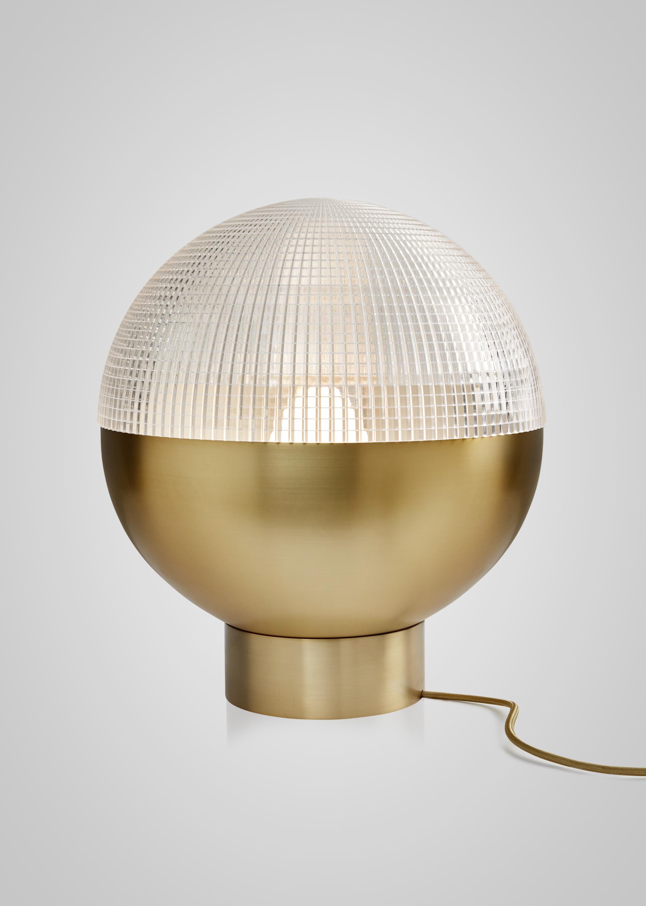 Lampa stołowa LENS FLAIR mosiężny