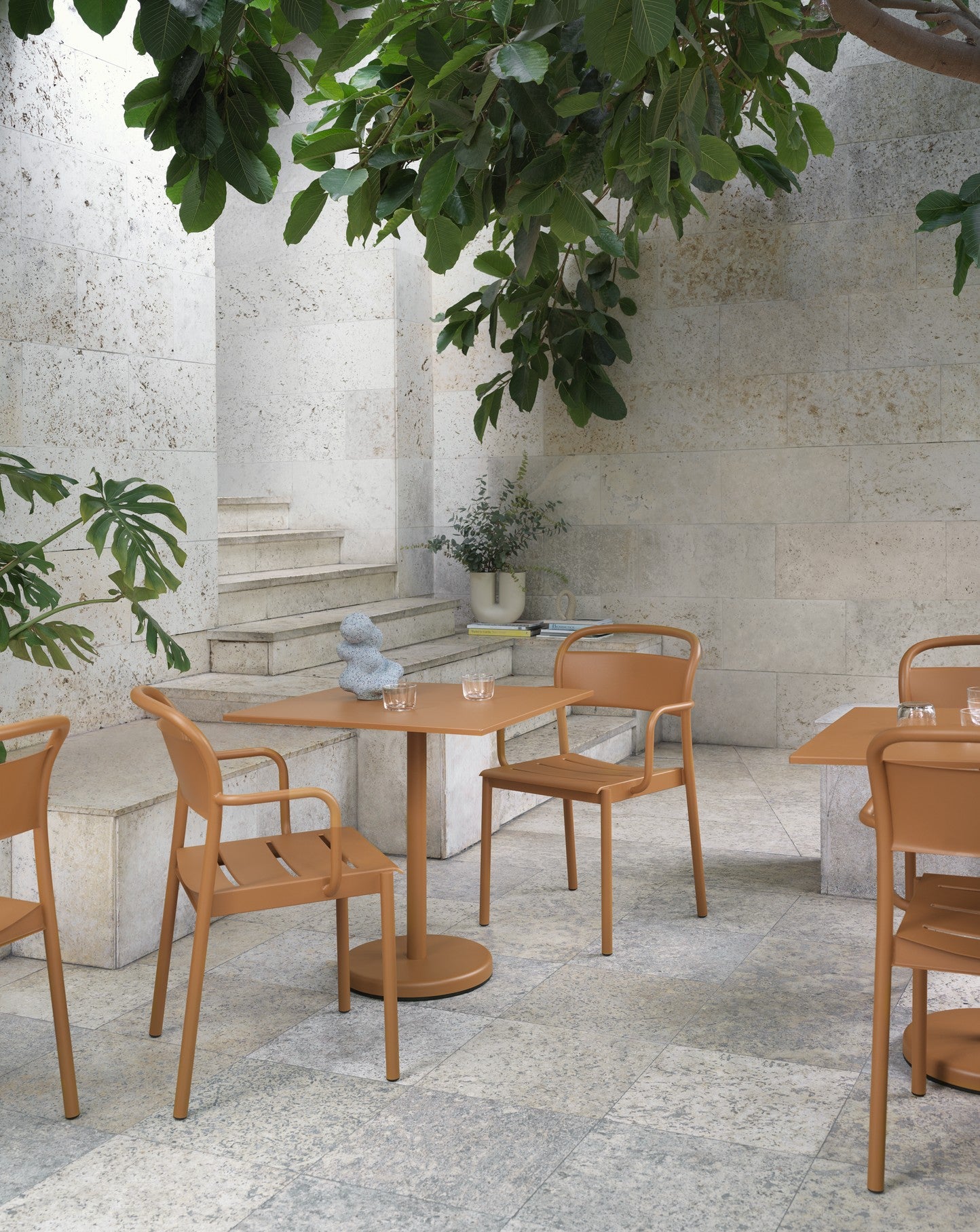 LINEAR outdoor armchair orange steel [Amelia]
