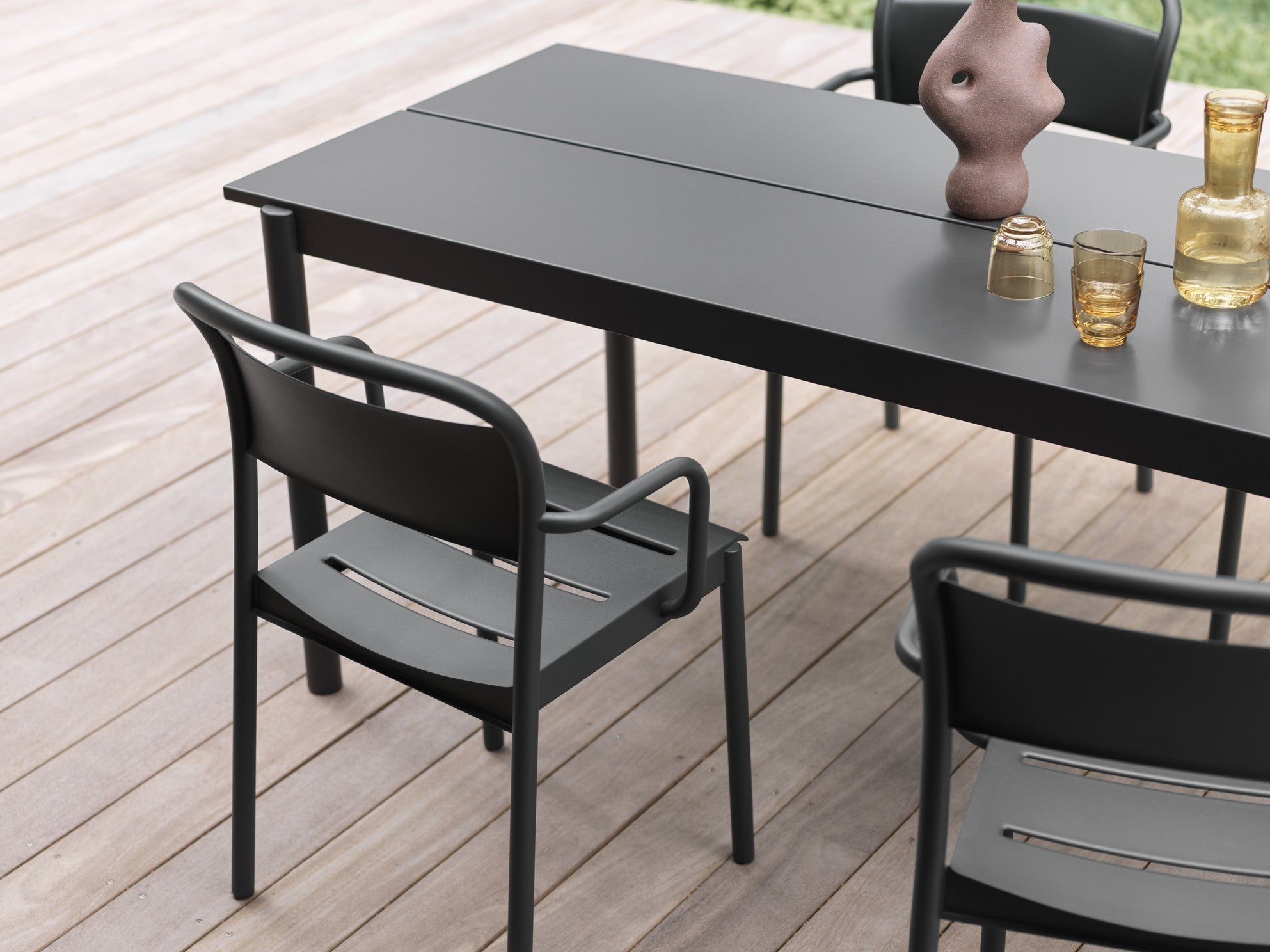 LINEAR outdoor armchair black steel [Amelia]