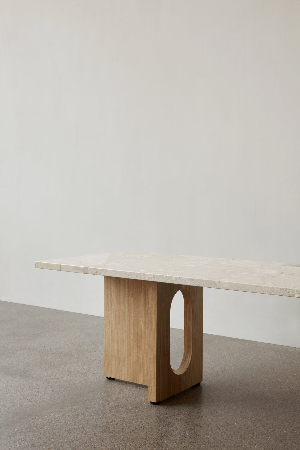 ANDROGYNE coffee table gray marble with walnut base