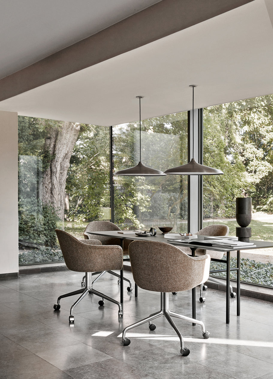 HARBOUR office armchair gray leather with black base