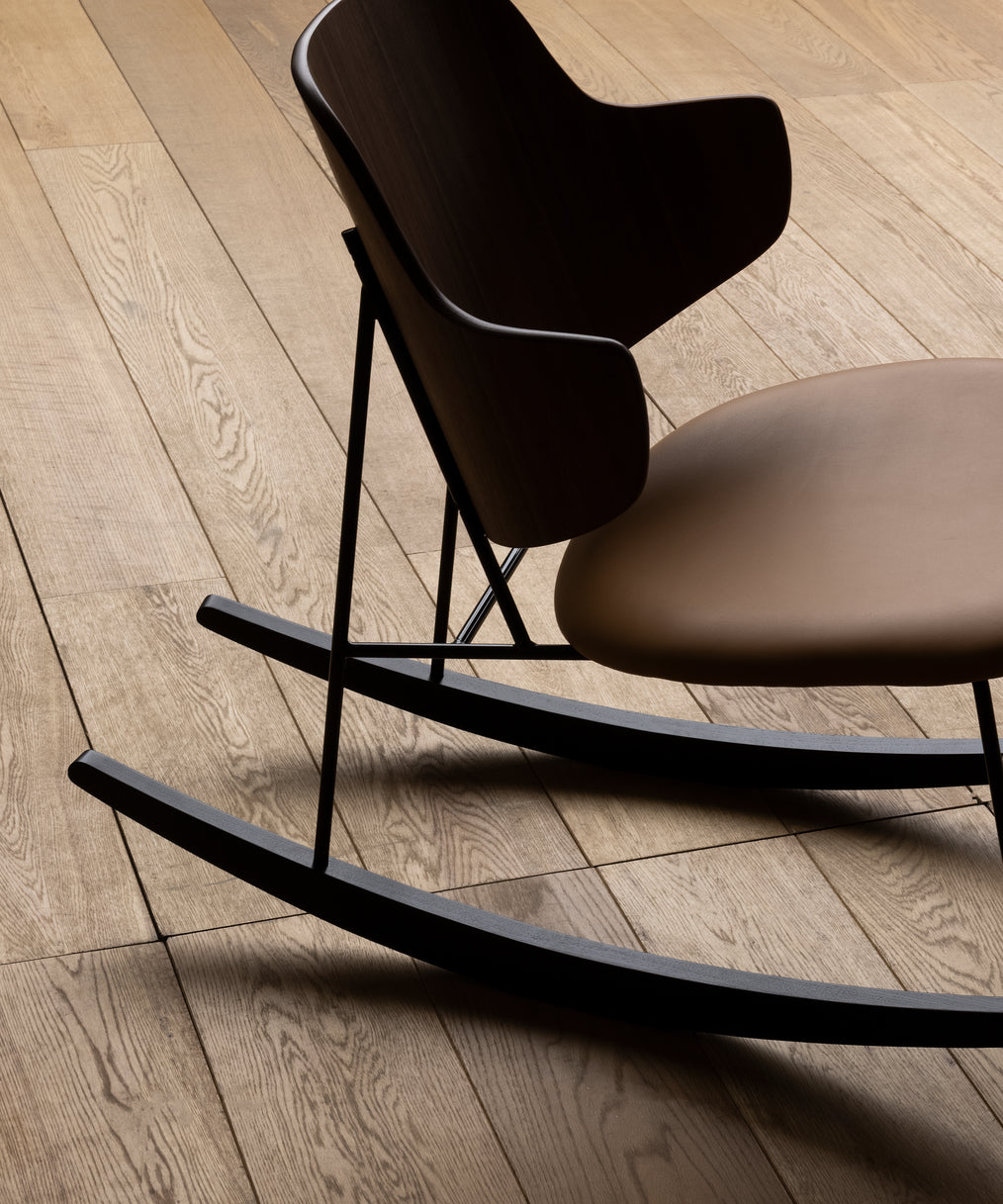 PENGUIN rocking chair in cognac leather