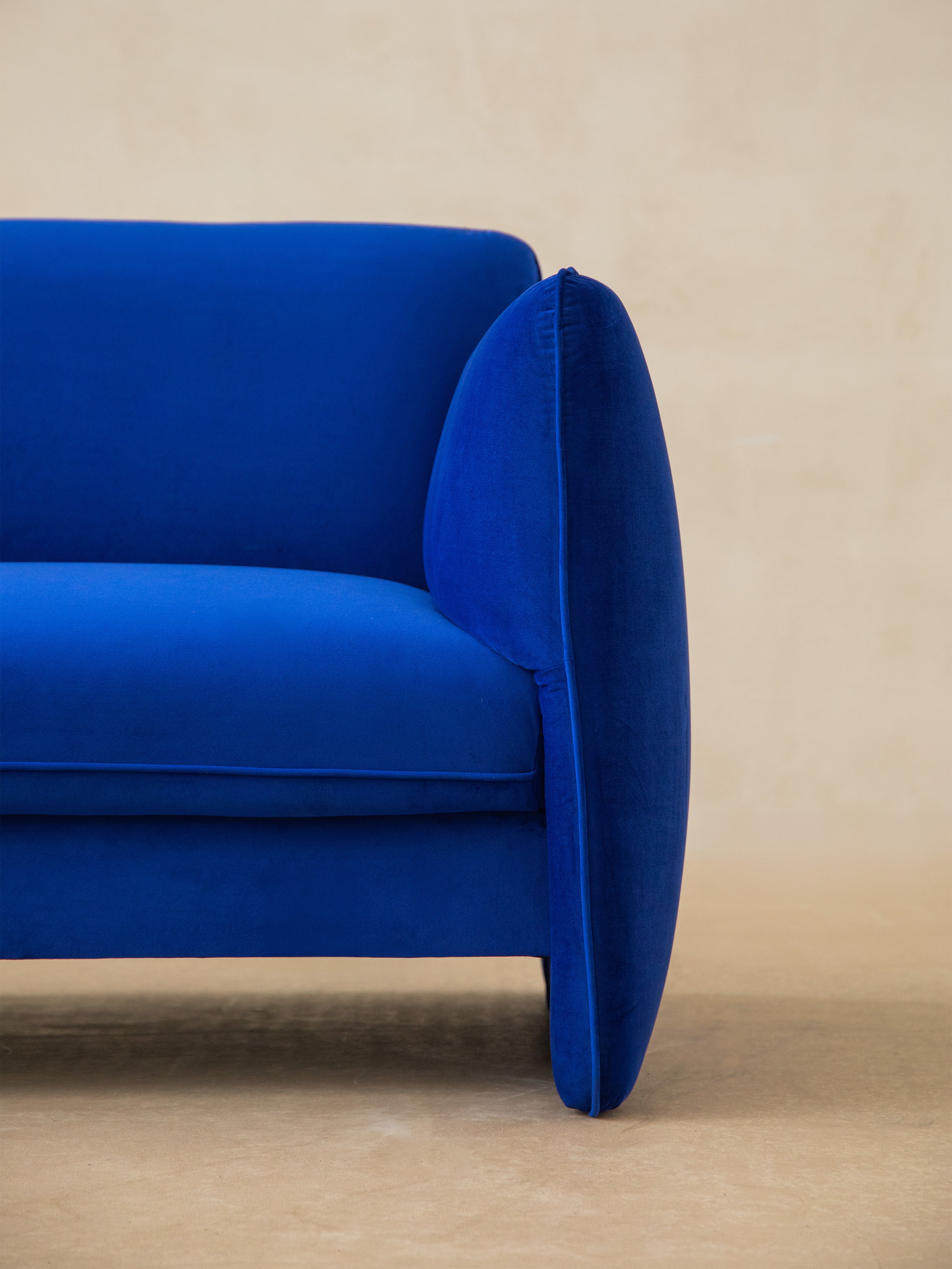 Sofa aksamitna 2-osobowa GEORGIA czekoladowy