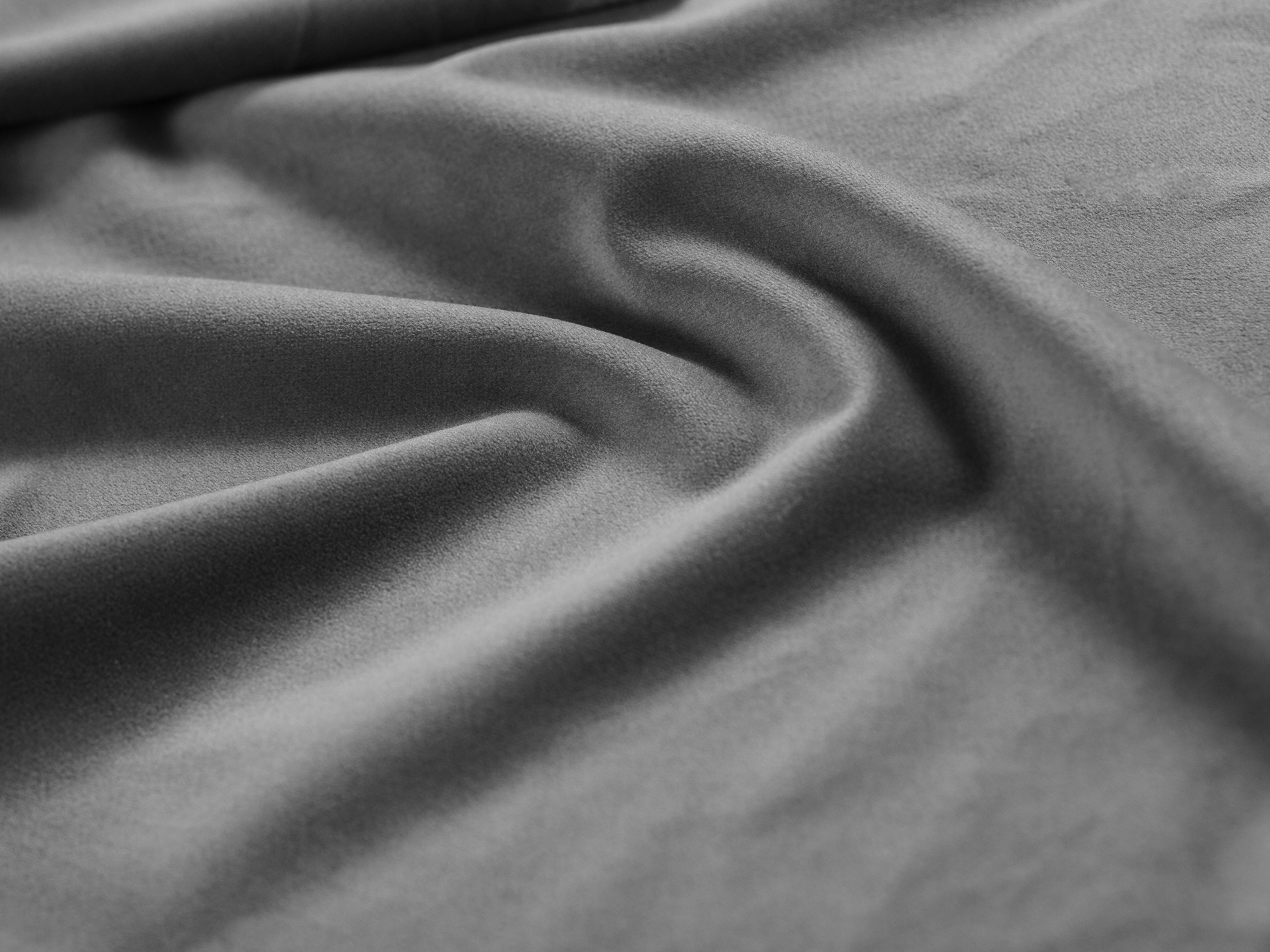 Samt-Ecksofa links mit Schlaffunktion PUMA grau