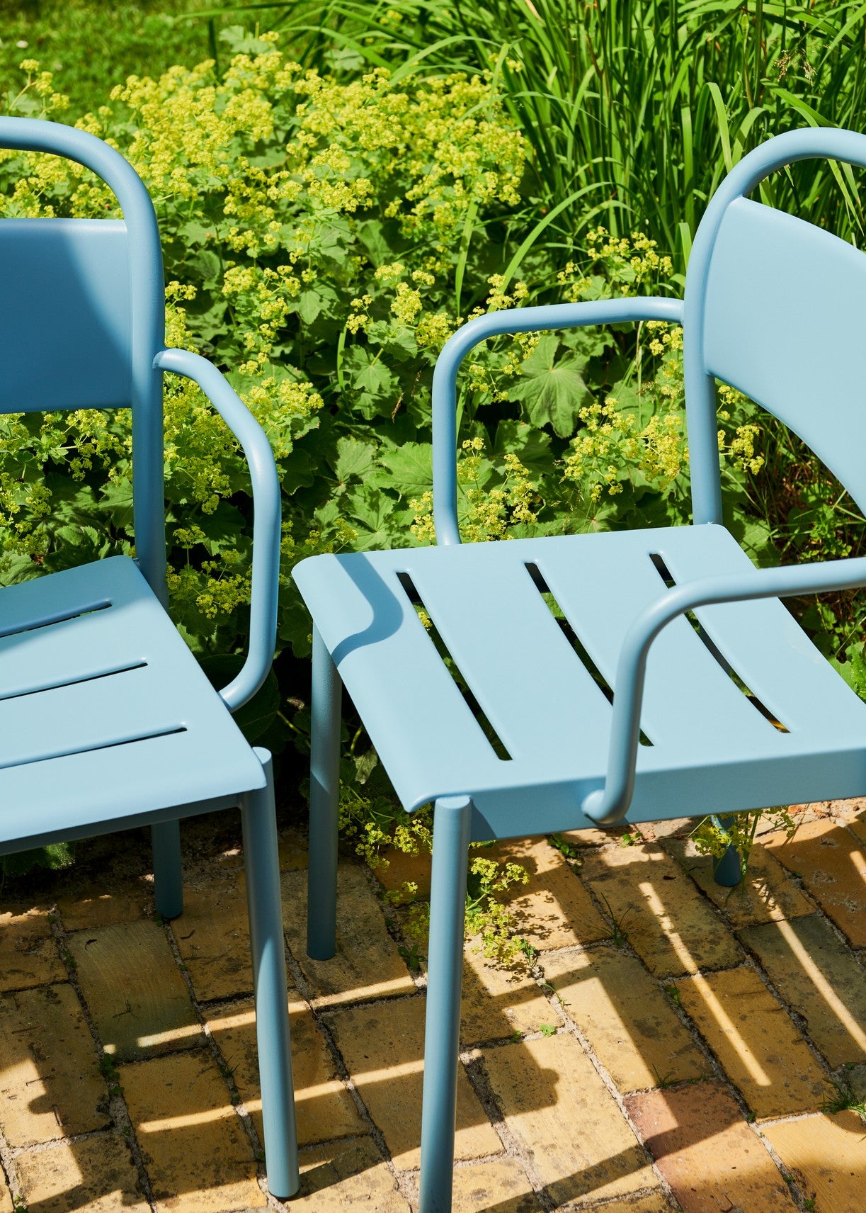 LINEAR blue steel armchair outdoor [Amelia]