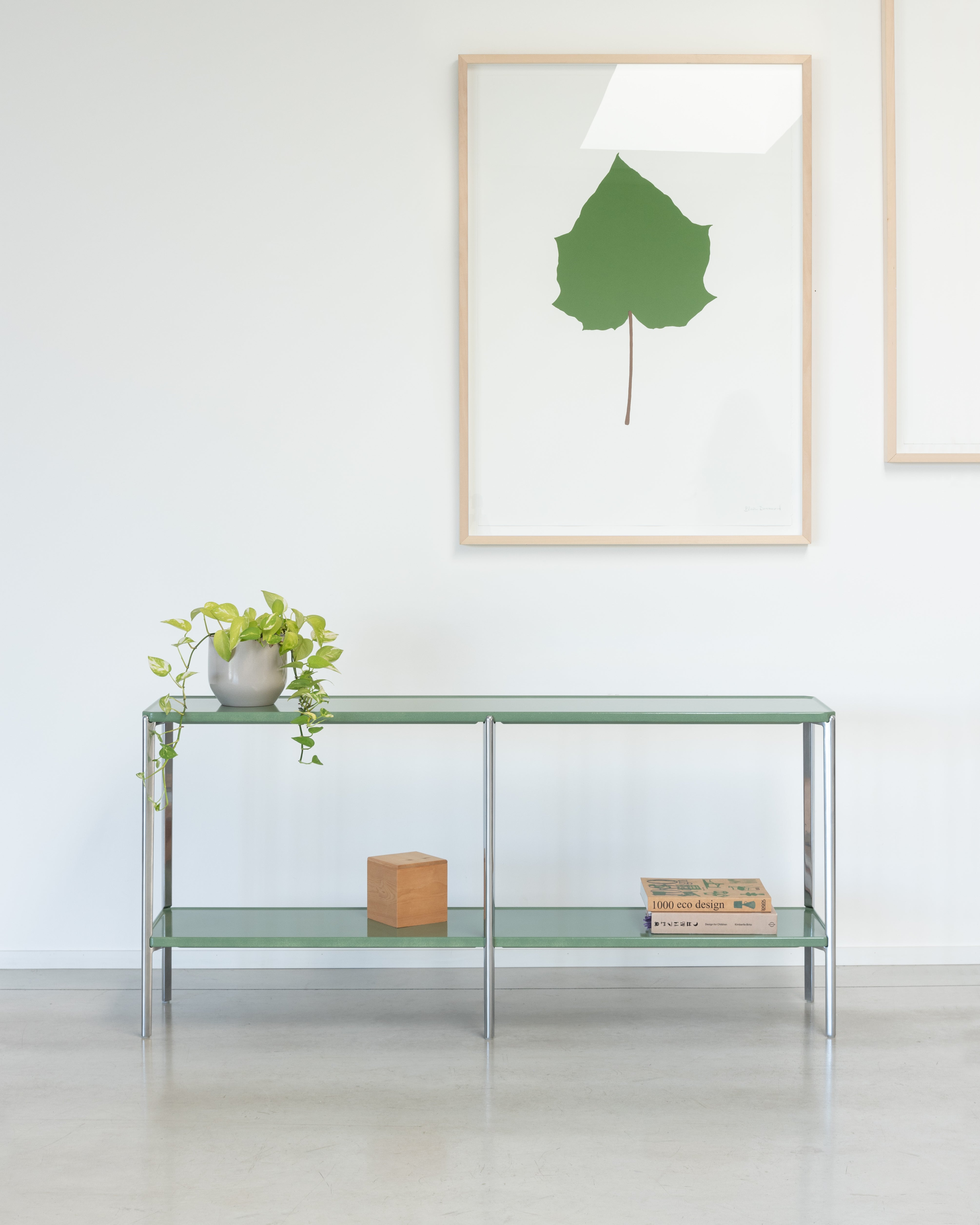 TAMBOUR Doppelregal Grünbeton