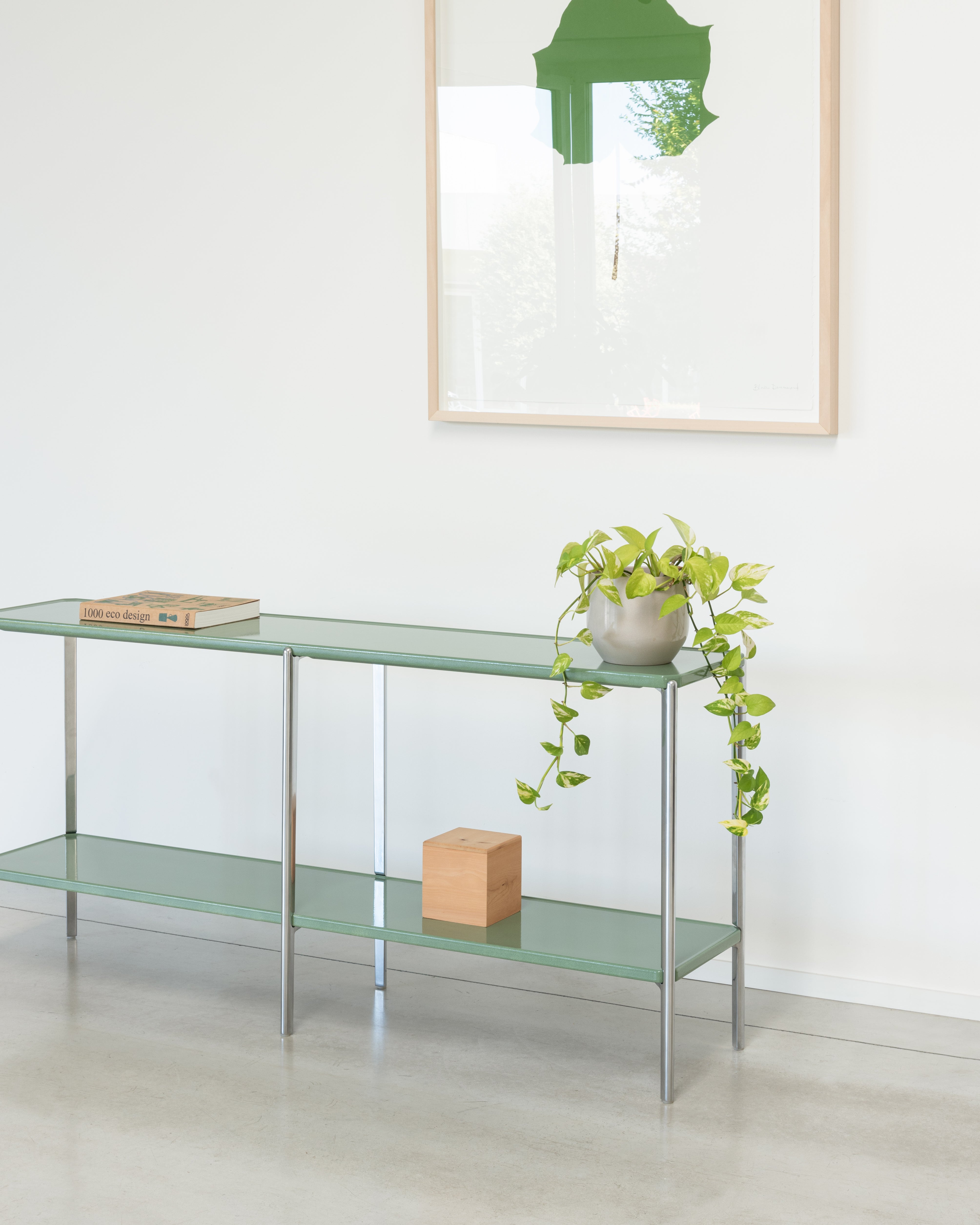 TAMBOUR Regal cremefarbener Beton