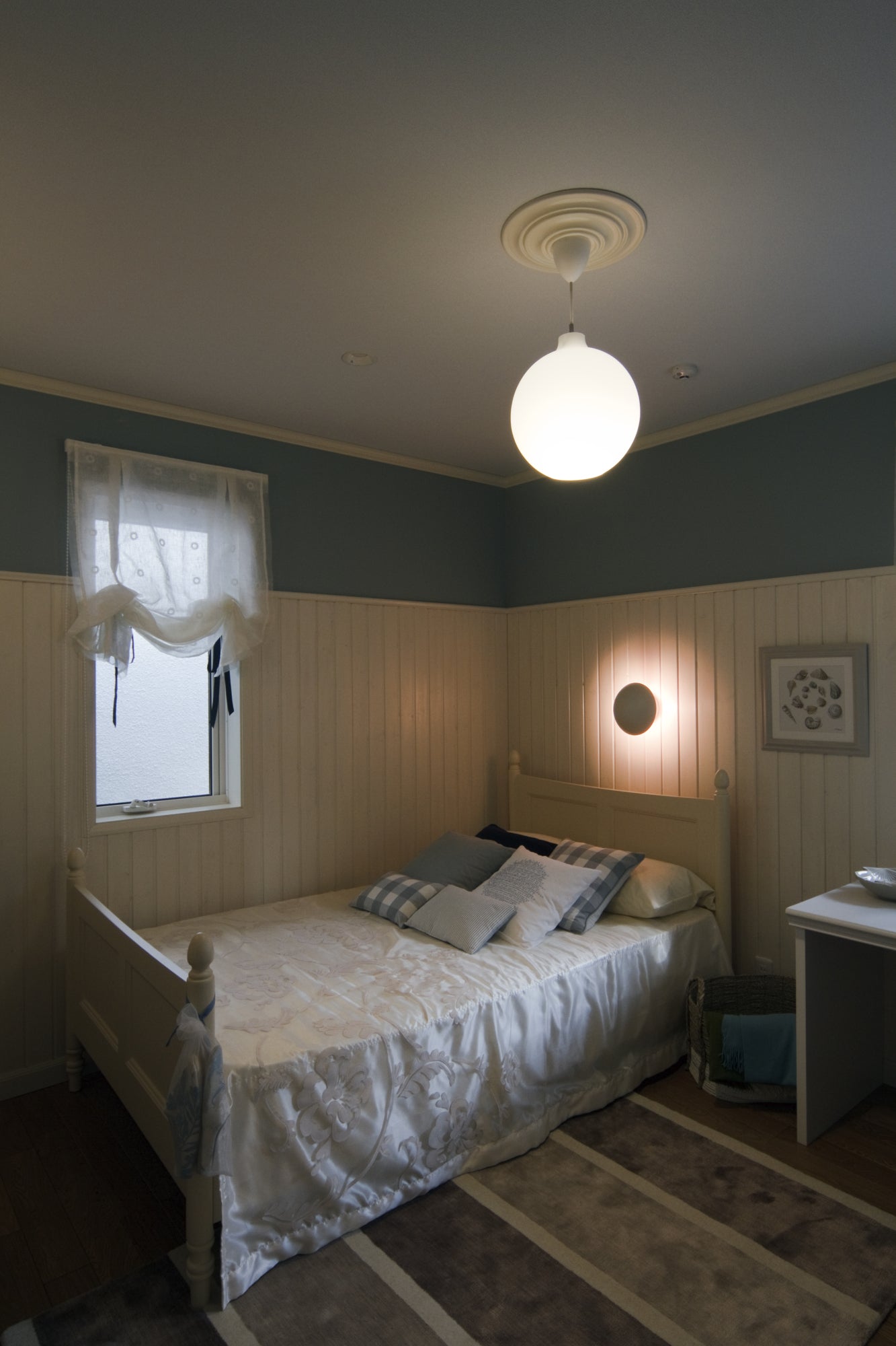 Lampa wisząca WOHLERT białe szkło