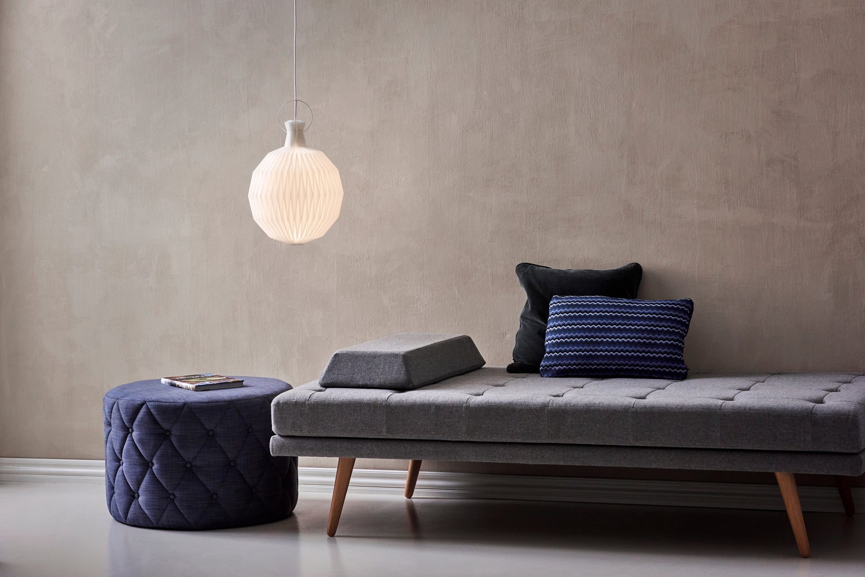 Lampa wisząca MODEL 101 LANTERN biały