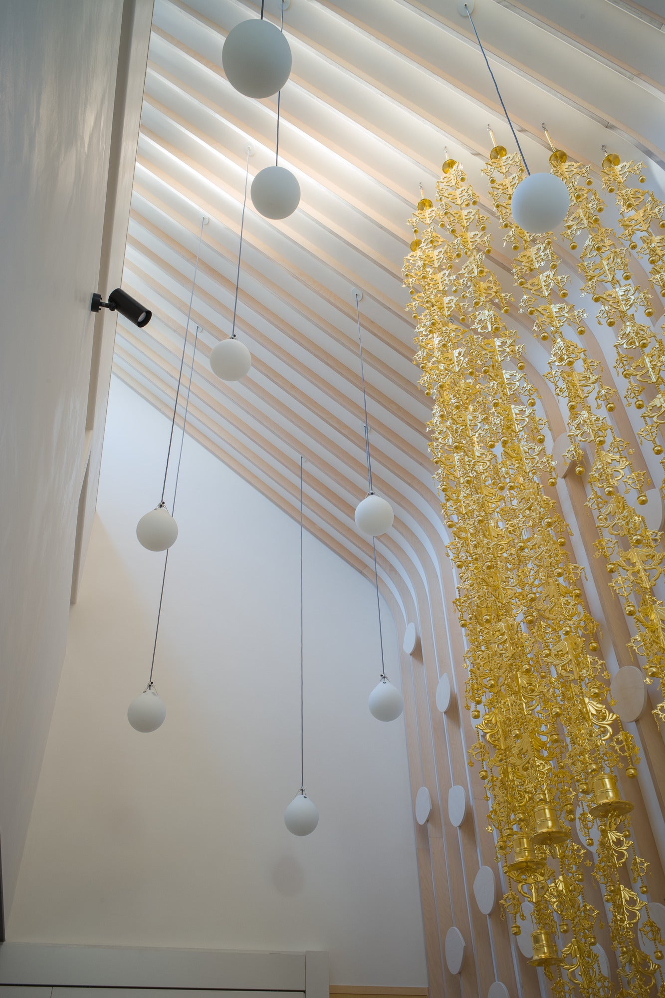 Lampa wisząca MOSER biały